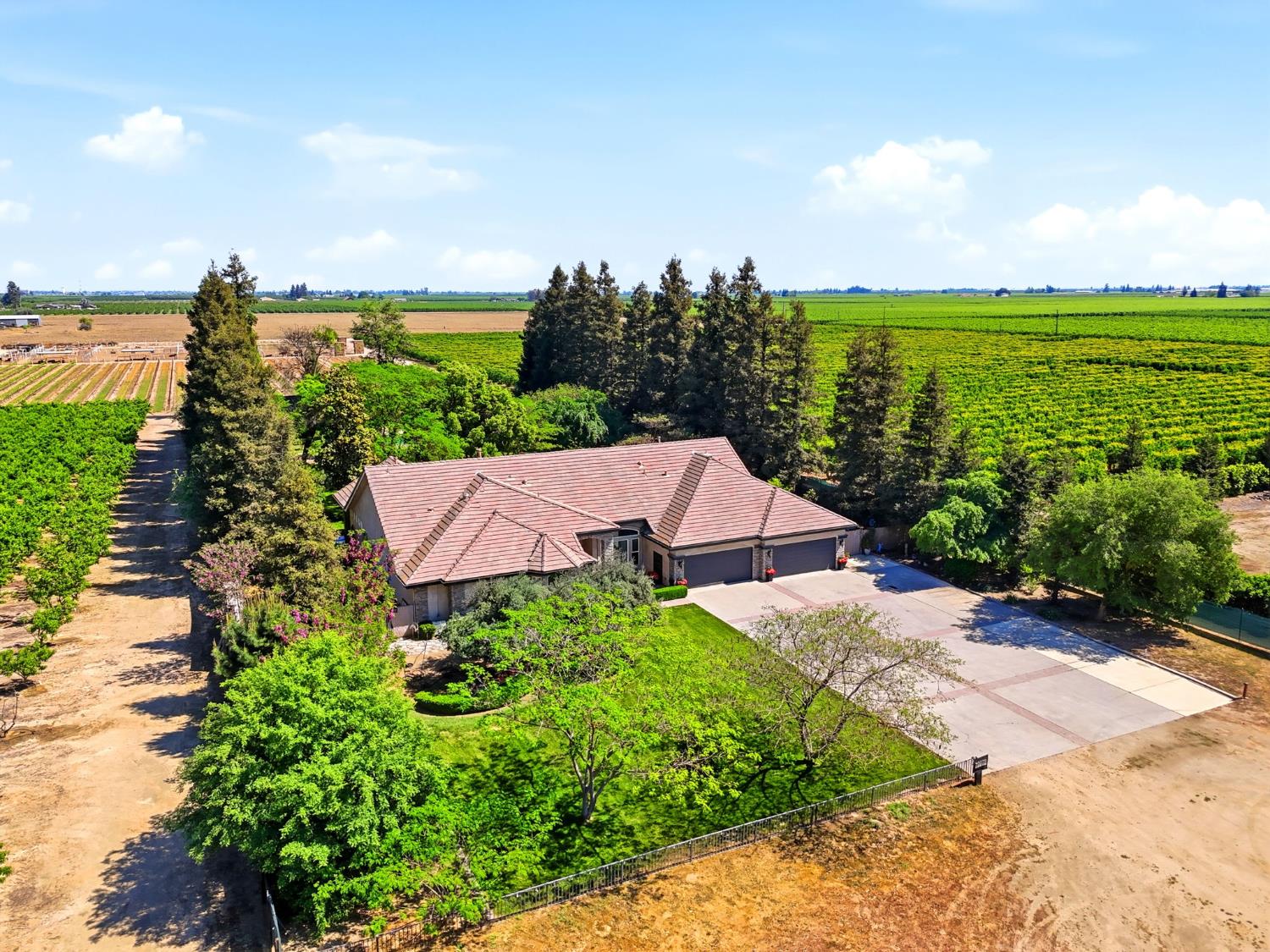 40912 Road 40, Dinuba, CA 93618