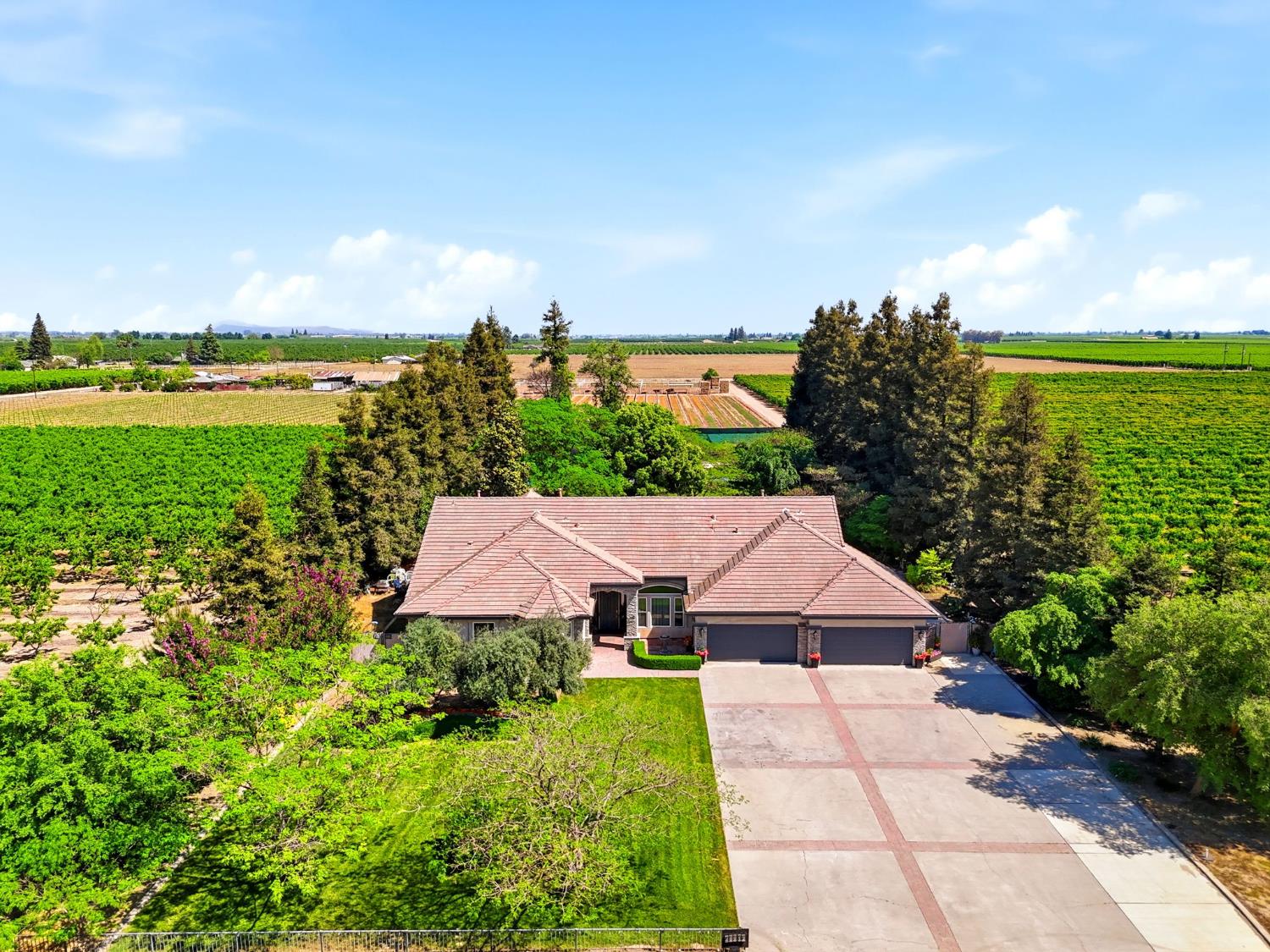 40912 Road 40, Dinuba, CA 93618