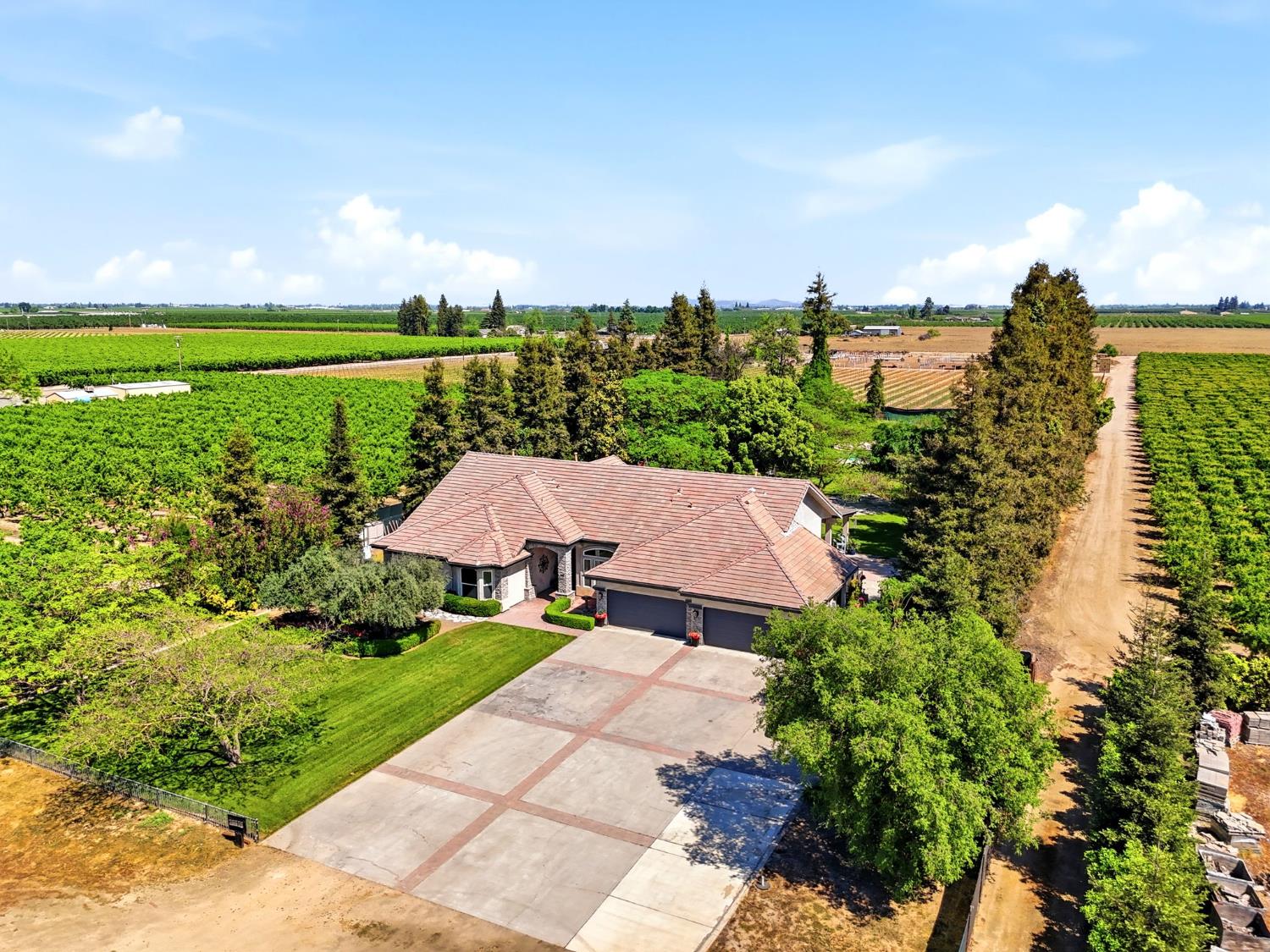 40912 Road 40, Dinuba, CA 93618