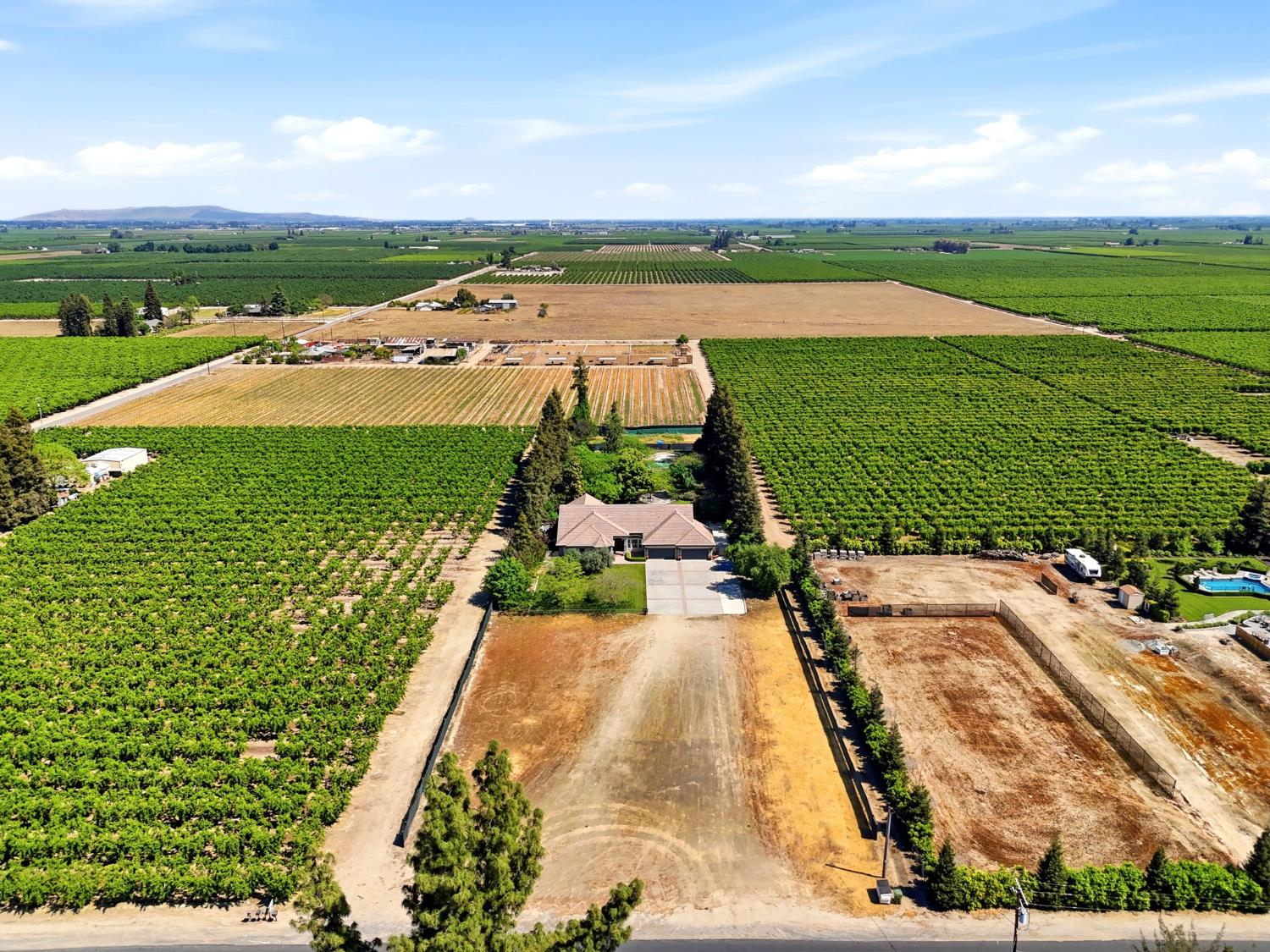 40912 Road 40, Dinuba, CA 93618