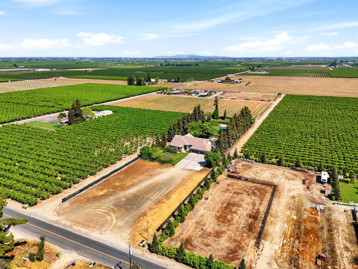 40912 Road 40, Dinuba, CA 93618