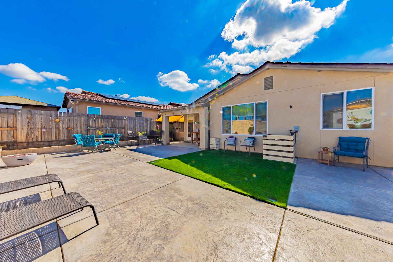 3919 Portals Ave, Clovis, CA 93619