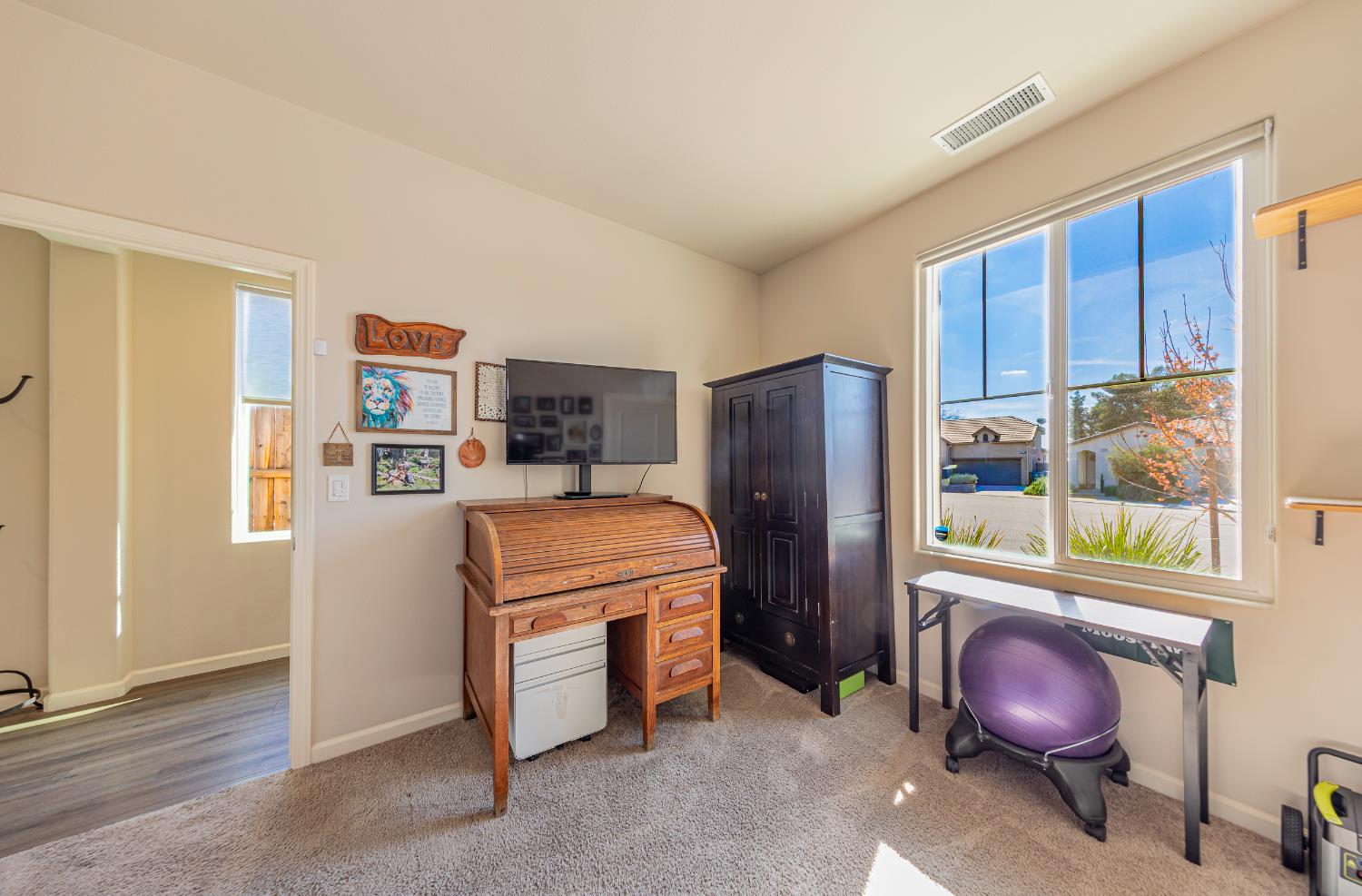 3919 Portals Ave, Clovis, CA 93619