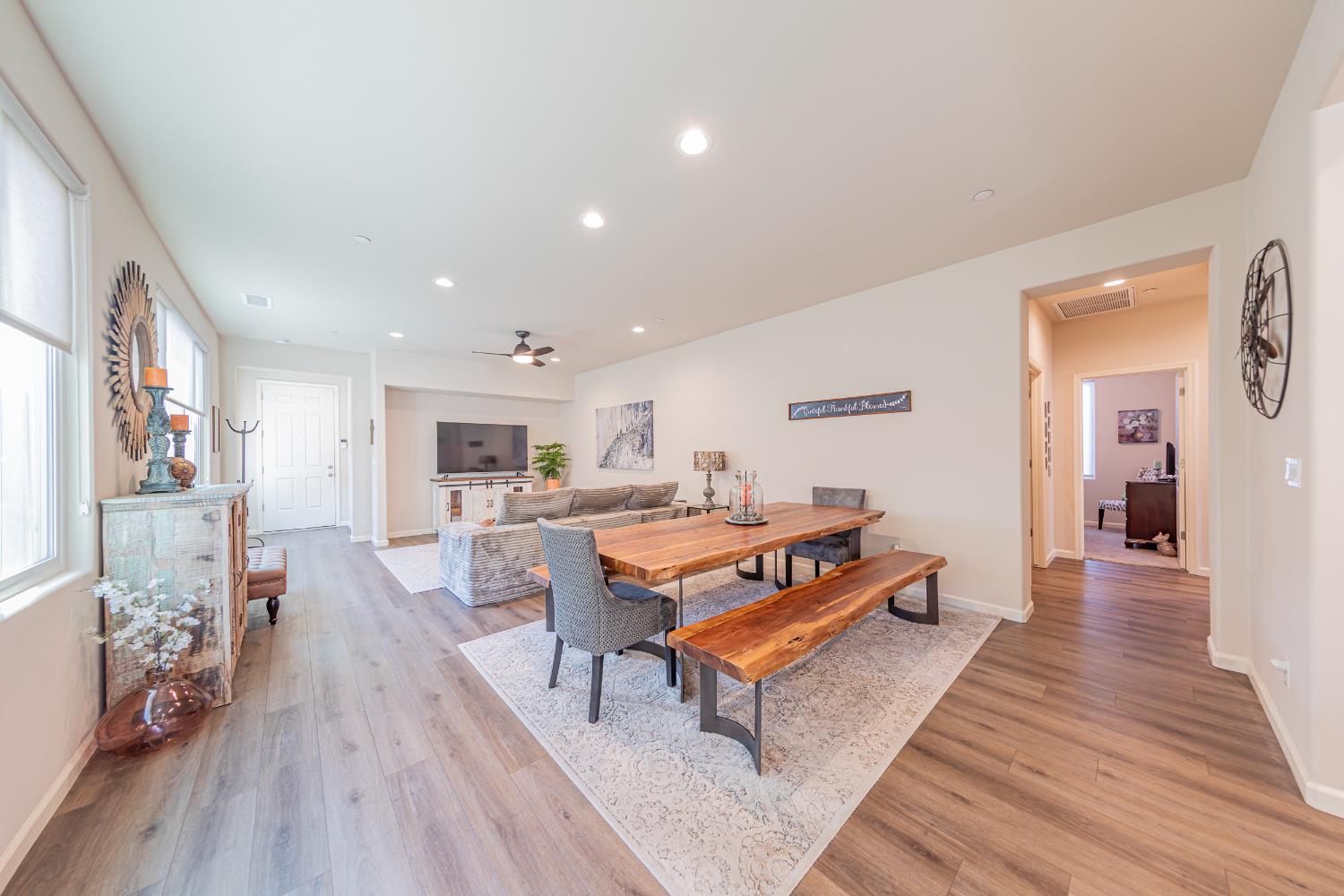 3919 Portals Ave, Clovis, CA 93619