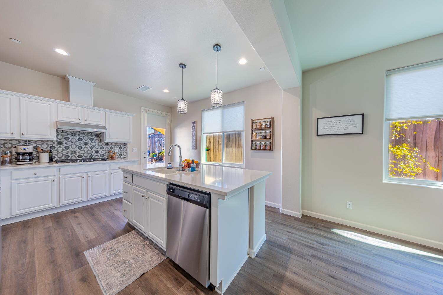 3919 Portals Ave, Clovis, CA 93619