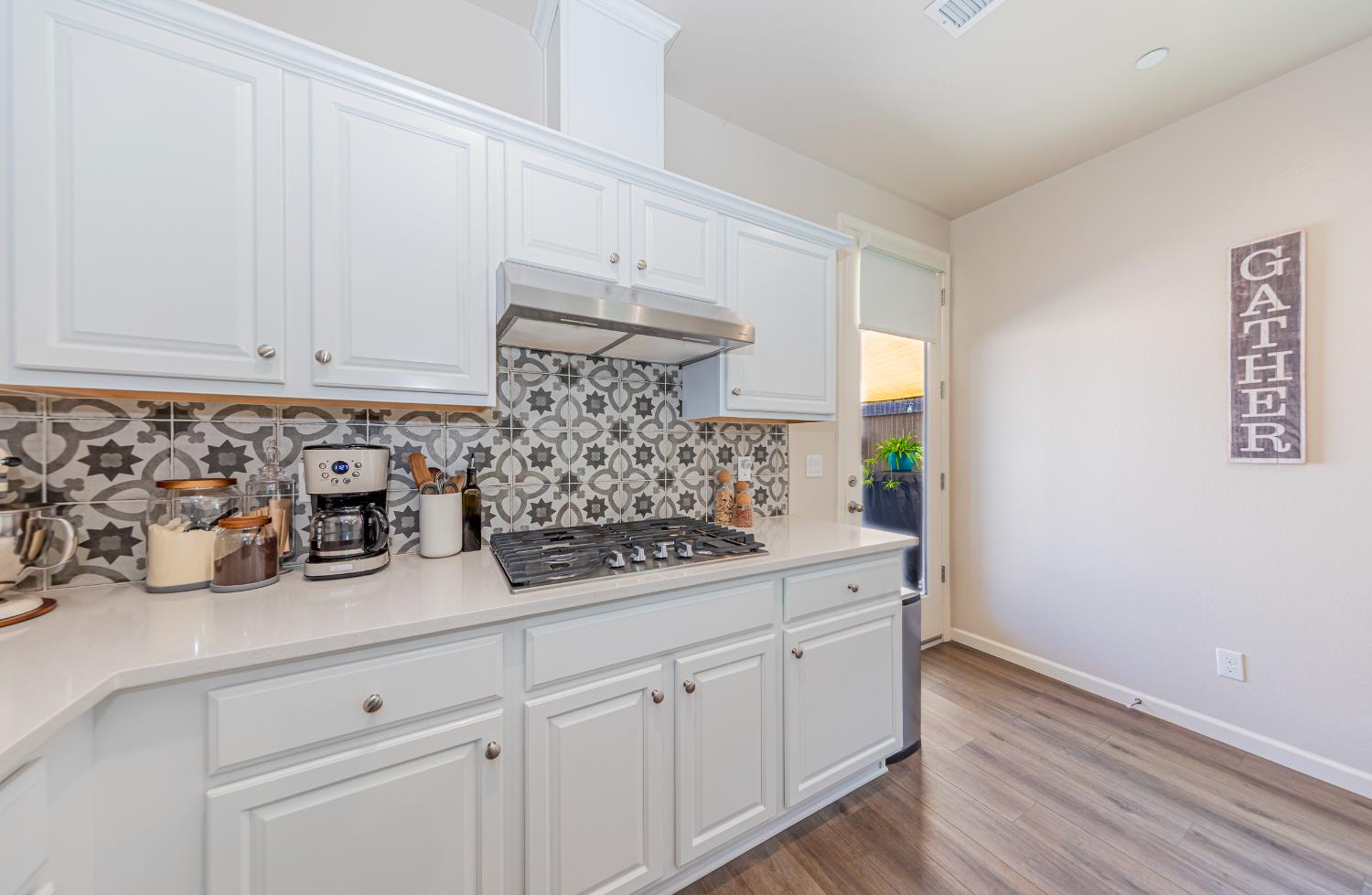 3919 Portals Ave, Clovis, CA 93619