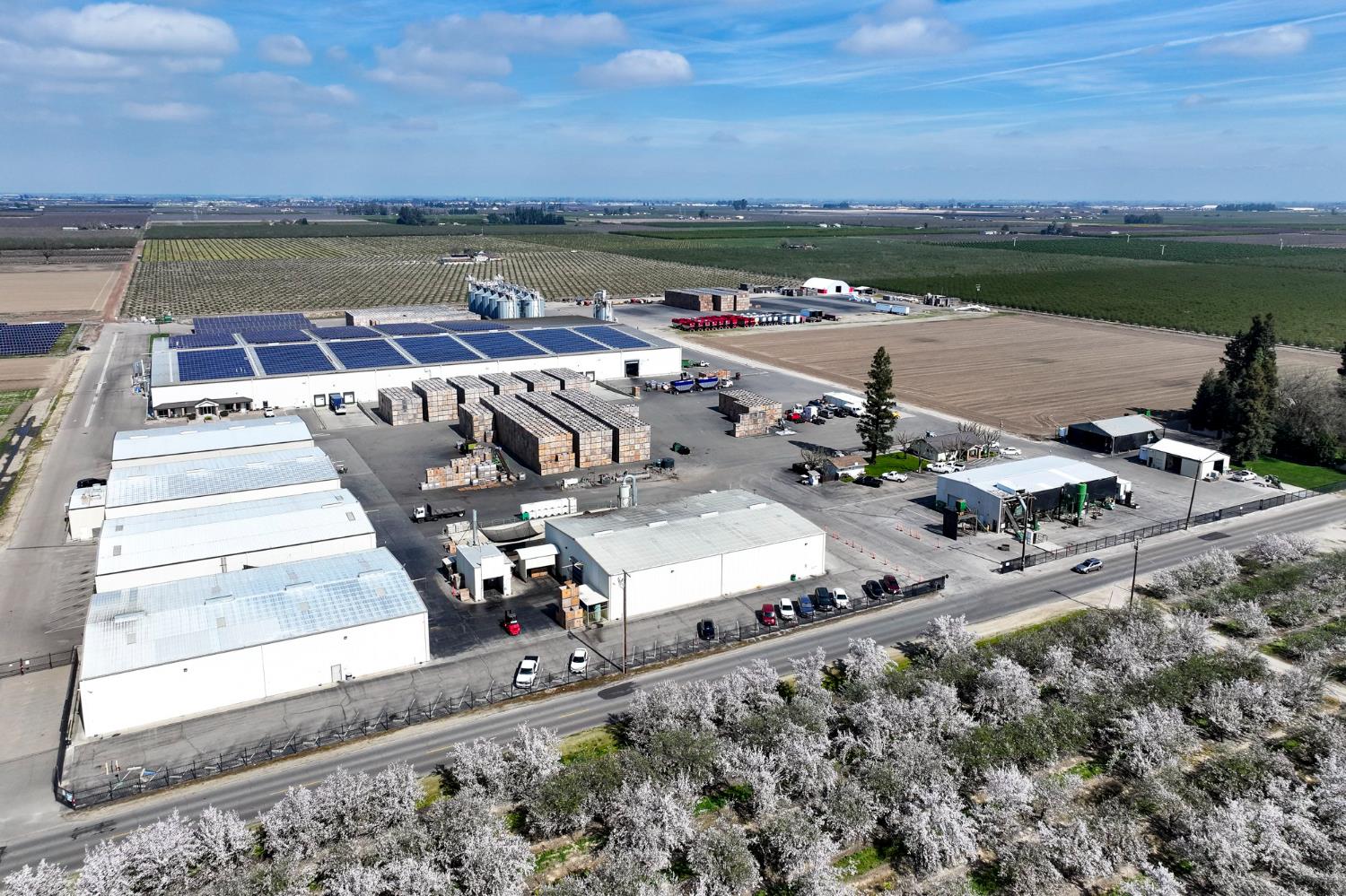 5414 E Floral Ave, Selma, CA 93662