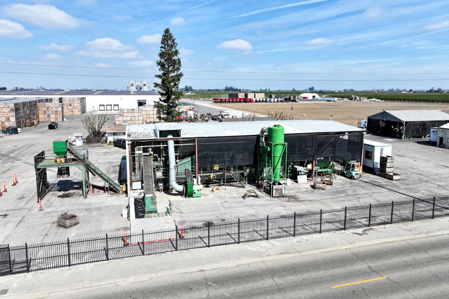 5414 E Floral Ave, Selma, CA 93662