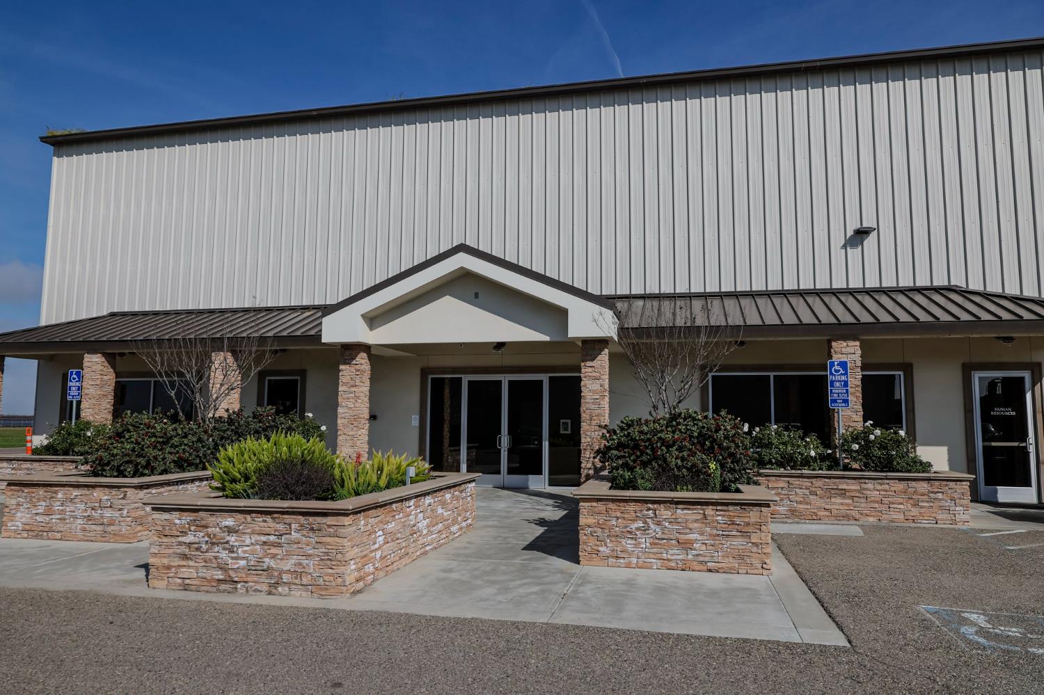 5414 E Floral Ave, Selma, CA 93662