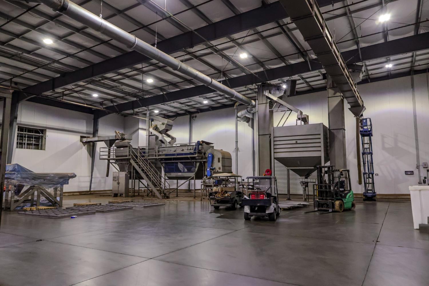 5414 E Floral Ave, Selma, CA 93662