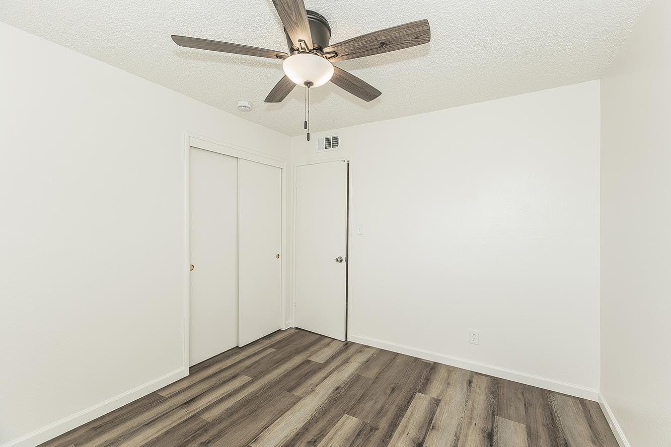 916 W Holland, Clovis, CA 93612