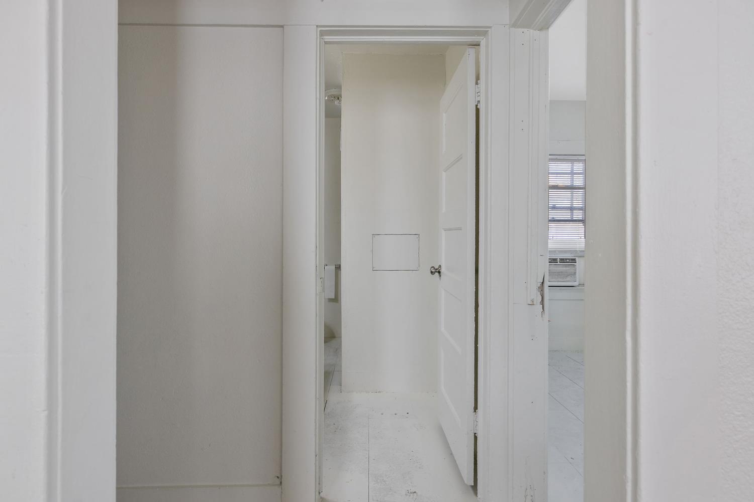 1247 N Ferger Ave, Fresno, CA 93728