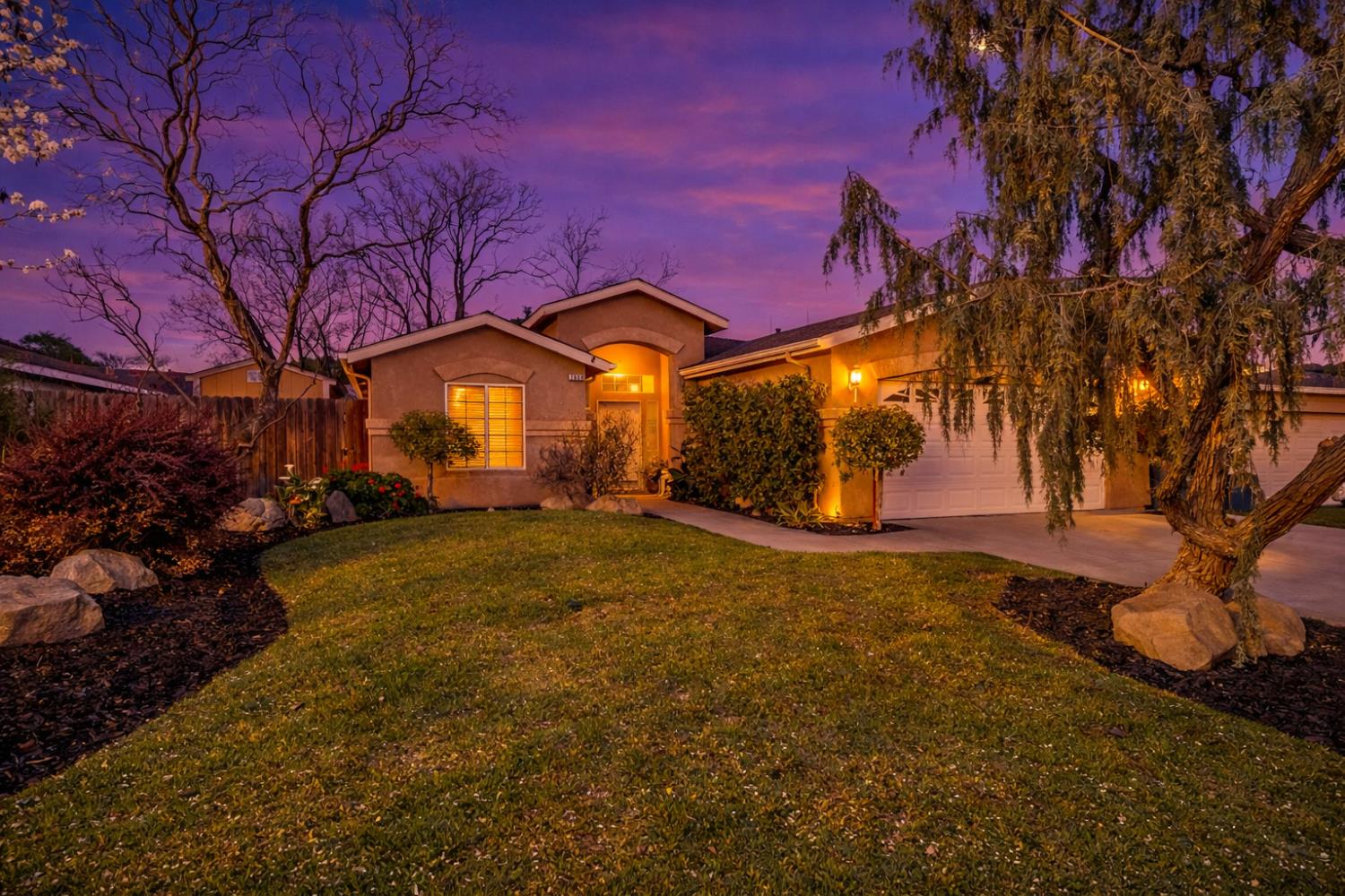 2669 Alamos Ave, Clovis, CA 93611