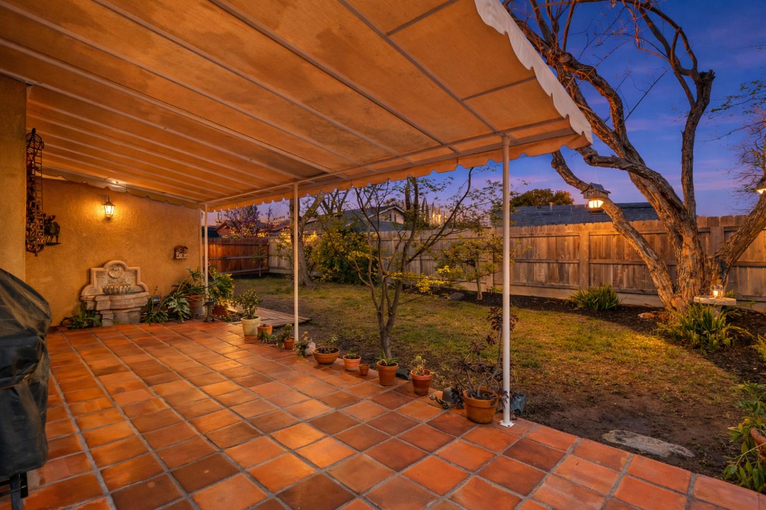 2669 Alamos Ave, Clovis, CA 93611