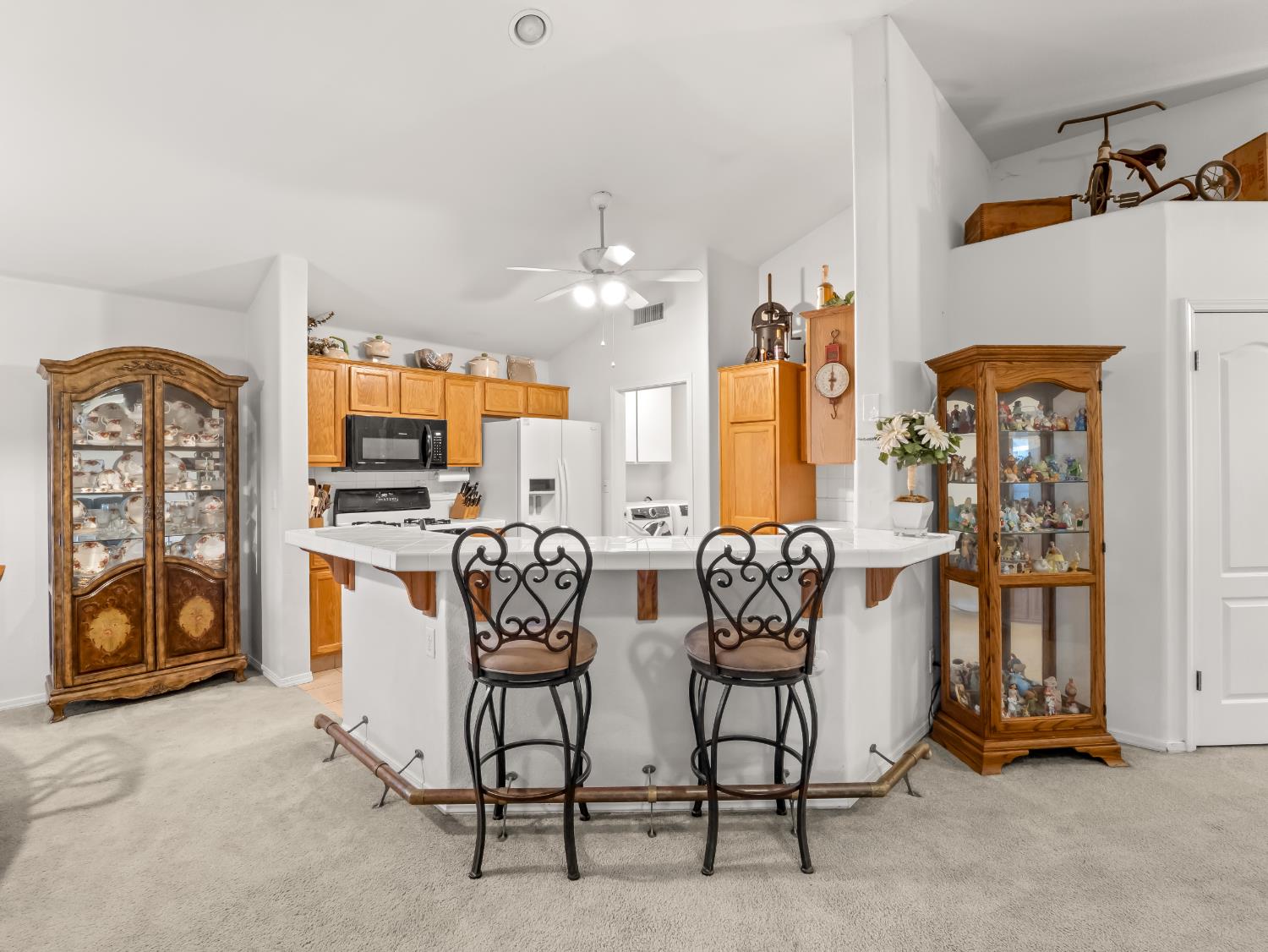 2669 Alamos Ave, Clovis, CA 93611