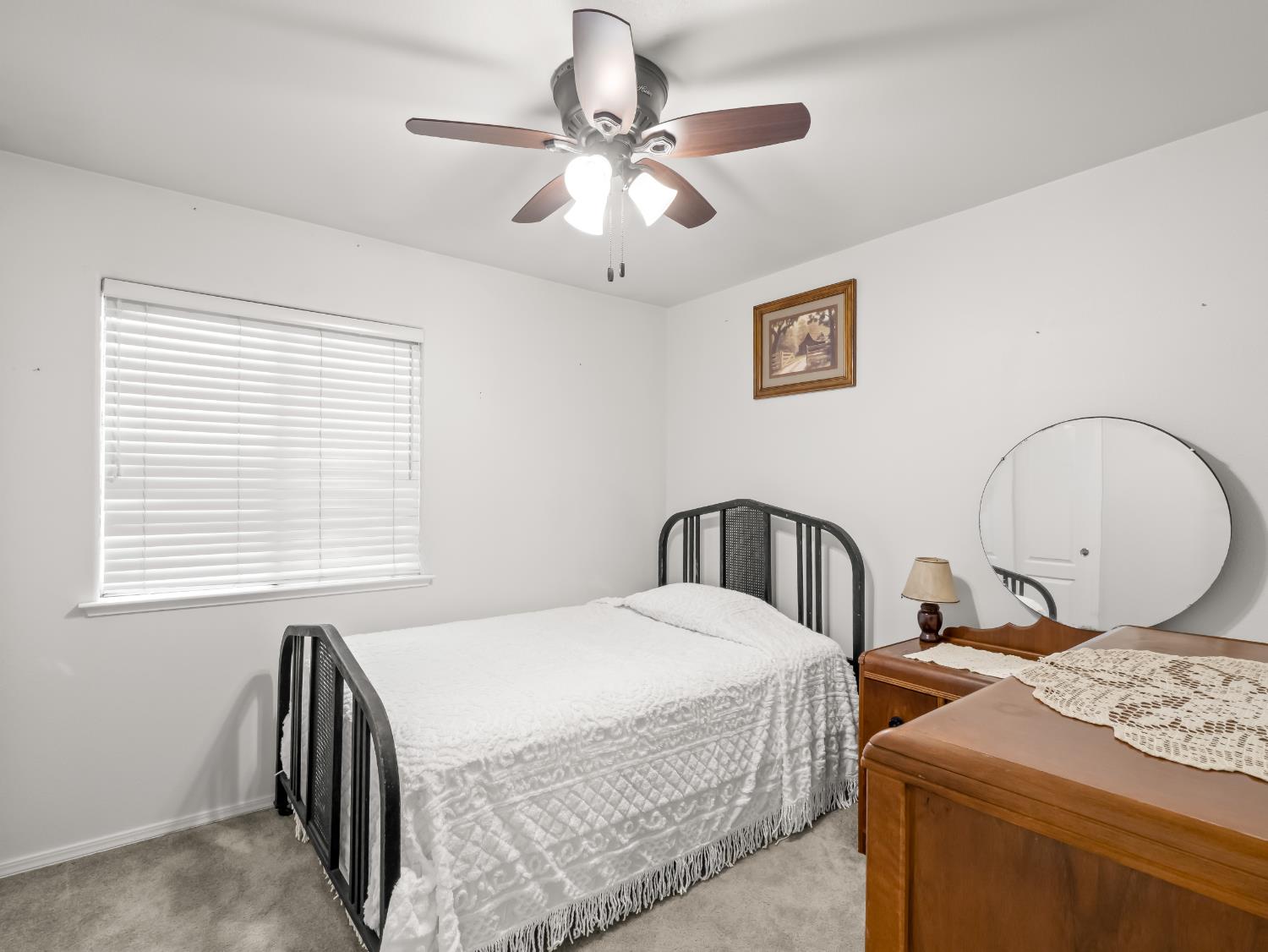 2669 Alamos Ave, Clovis, CA 93611