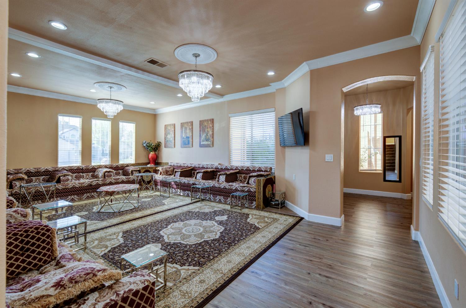 4968 W Pinedale Ave, Fresno, CA 93722