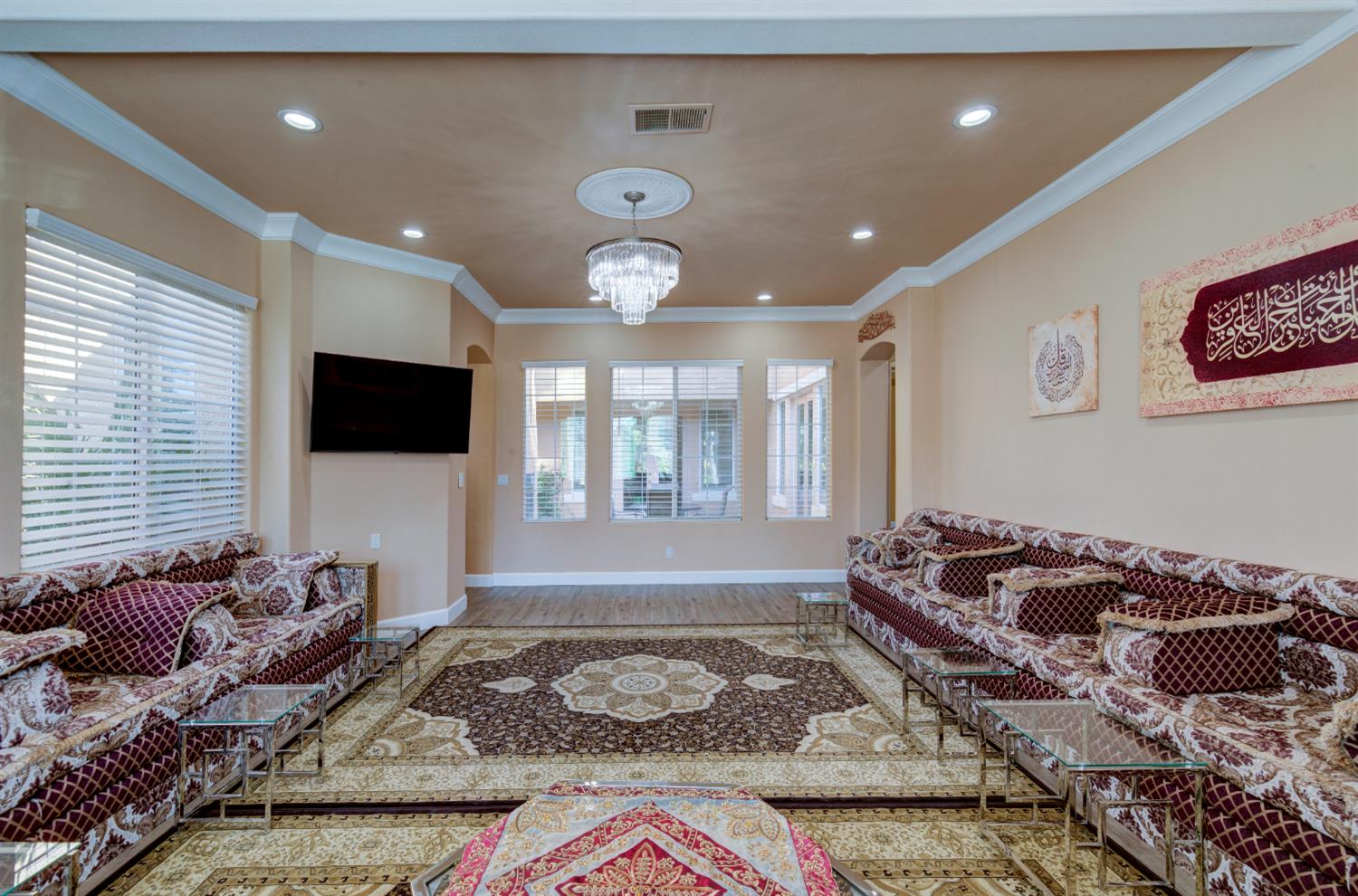 4968 W Pinedale Ave, Fresno, CA 93722