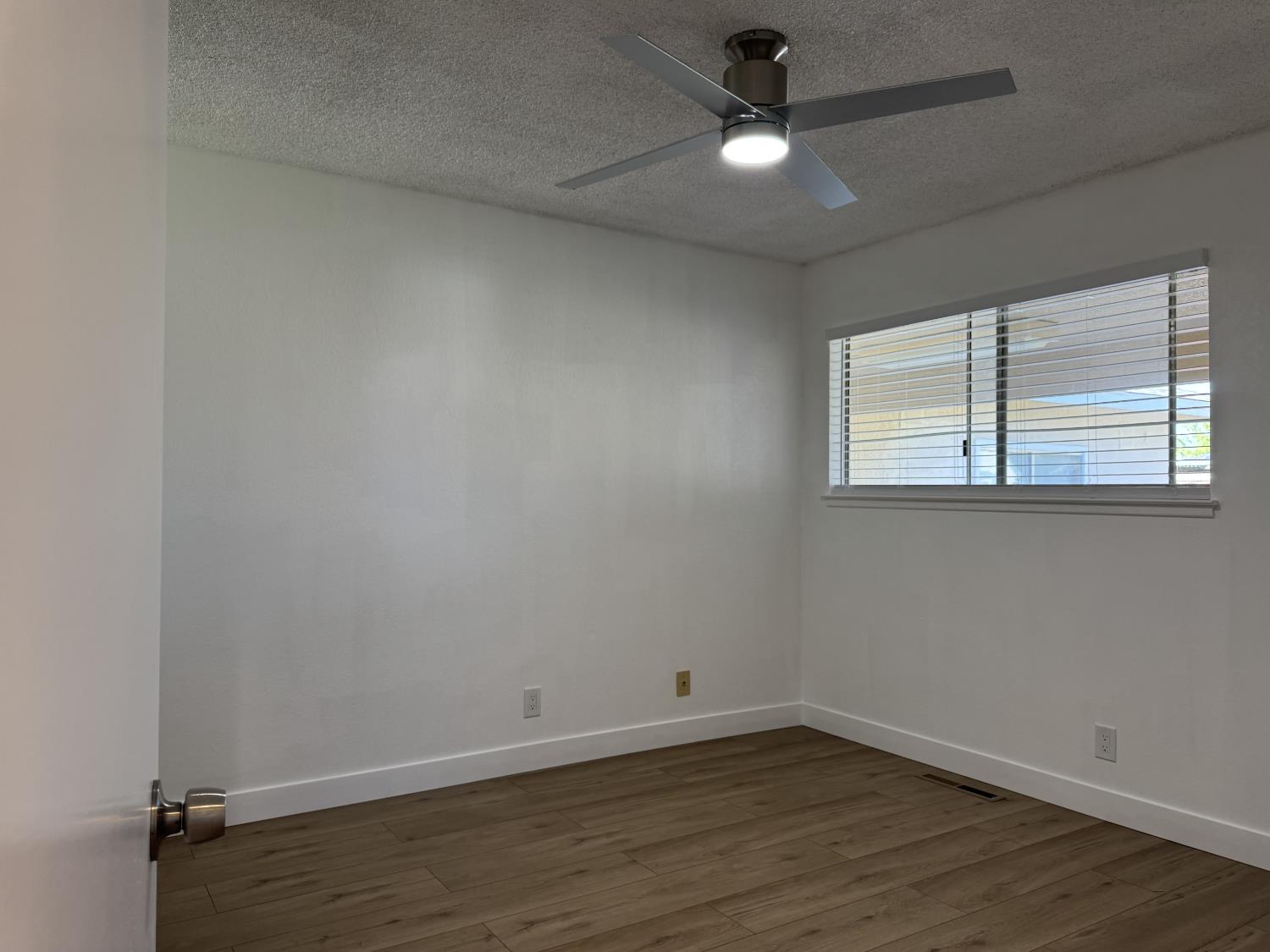 6620 N Sierra Vista Ave, Fresno, CA 93710