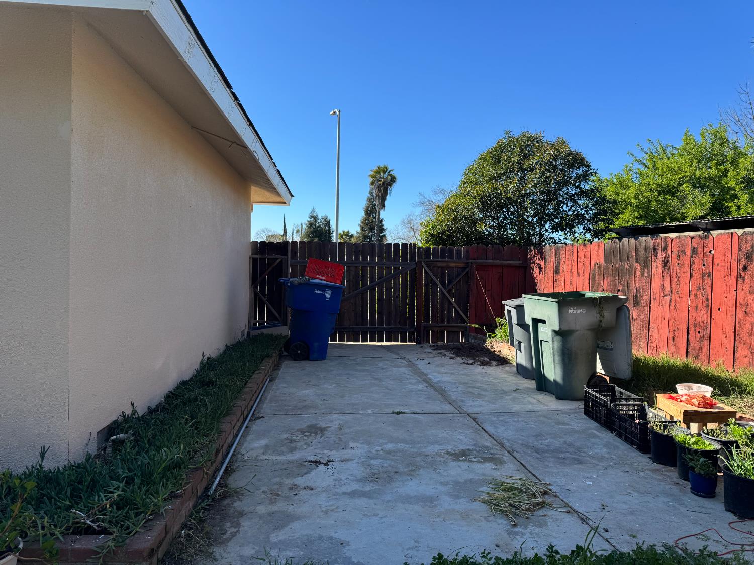 6620 N Sierra Vista Ave, Fresno, CA 93710