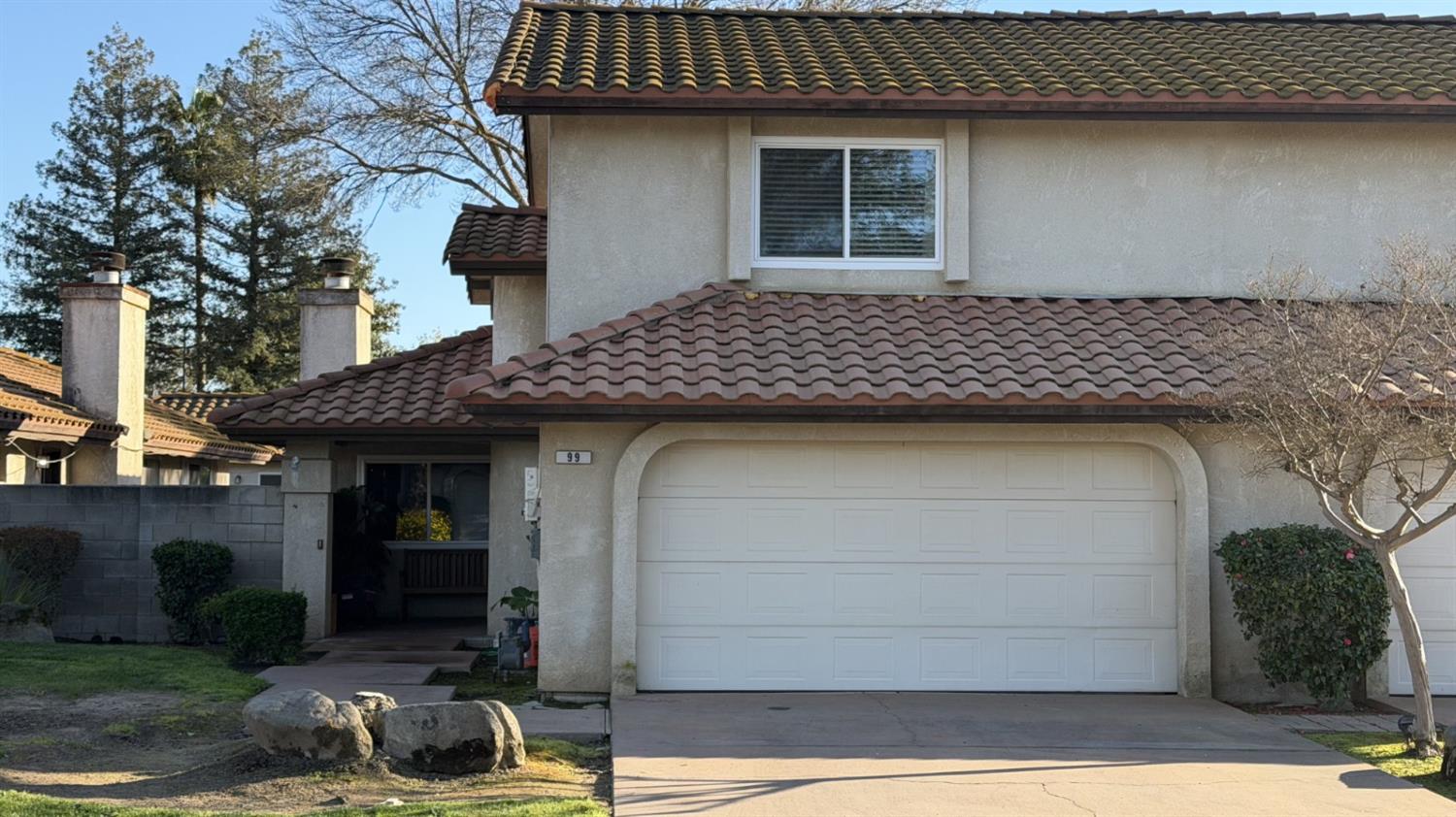 99 Rosewood Cir, Madera, CA 93637