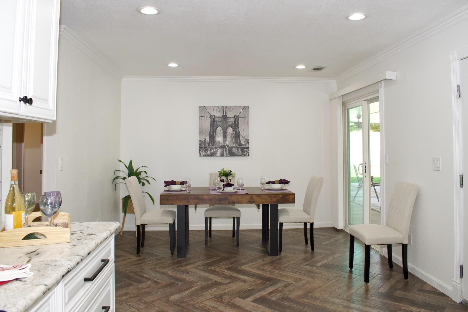 1721 Holland Ave, Clovis, CA 93611