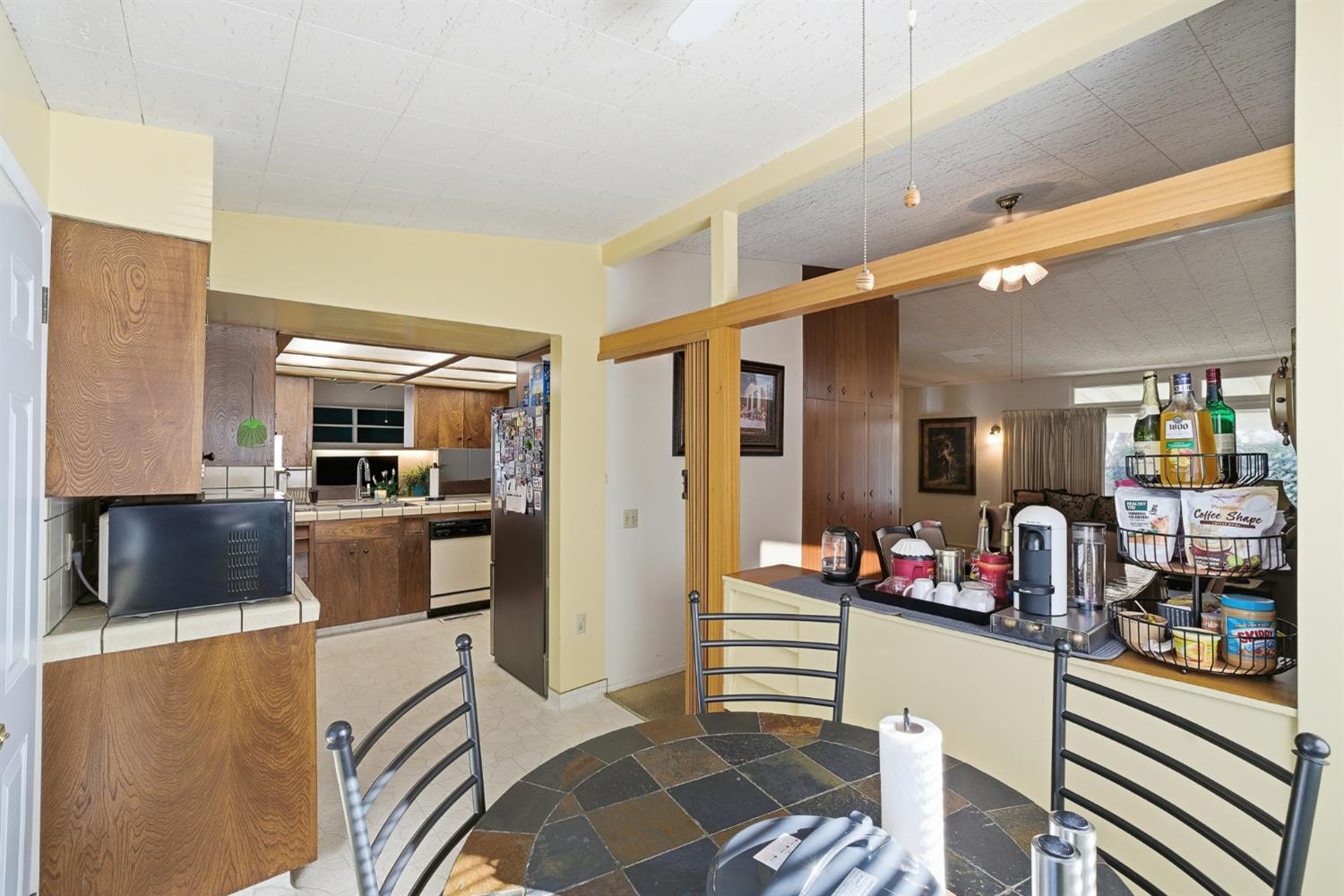 5208 Greenbrier Ave, Bakersfield, CA 93306