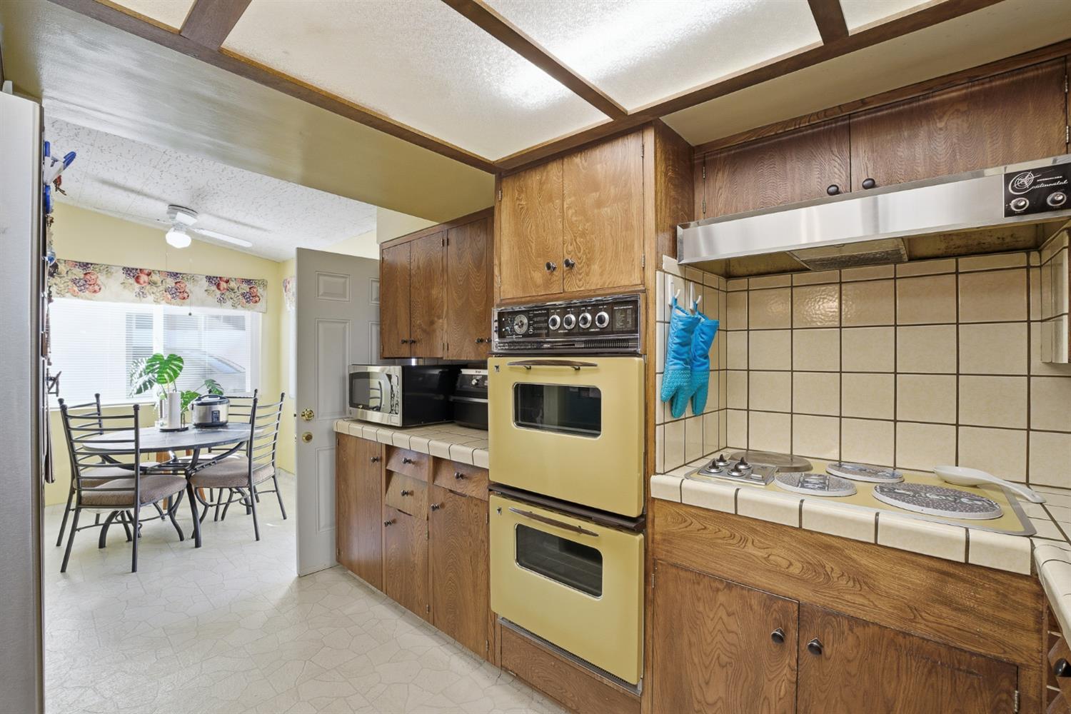 5208 Greenbrier Ave, Bakersfield, CA 93306