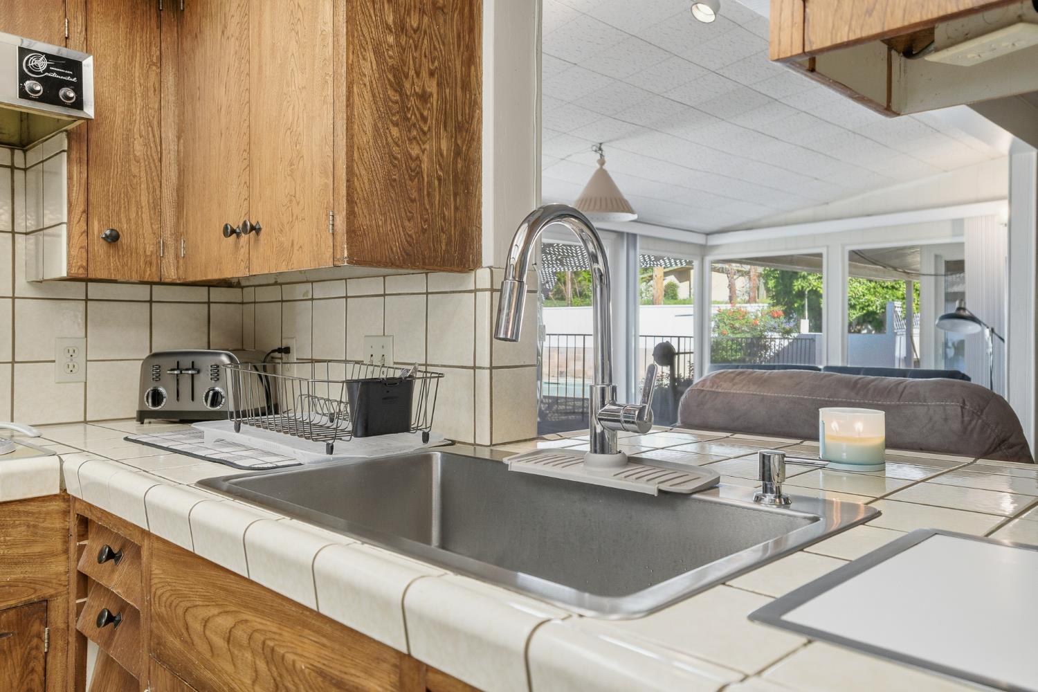 5208 Greenbrier Ave, Bakersfield, CA 93306