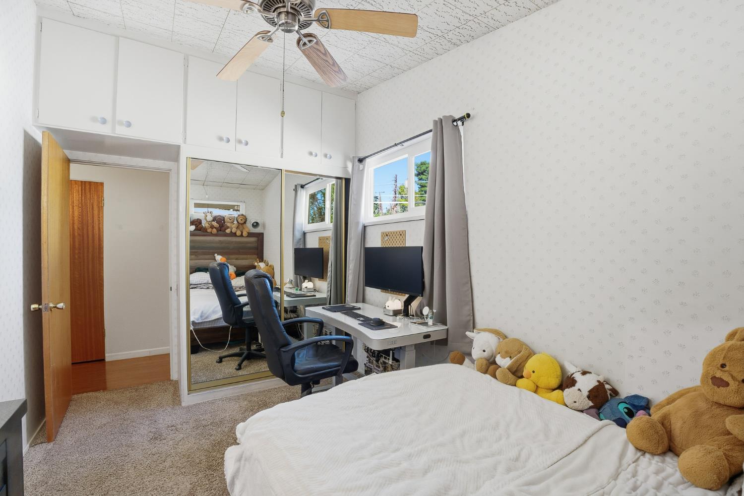 5208 Greenbrier Ave, Bakersfield, CA 93306