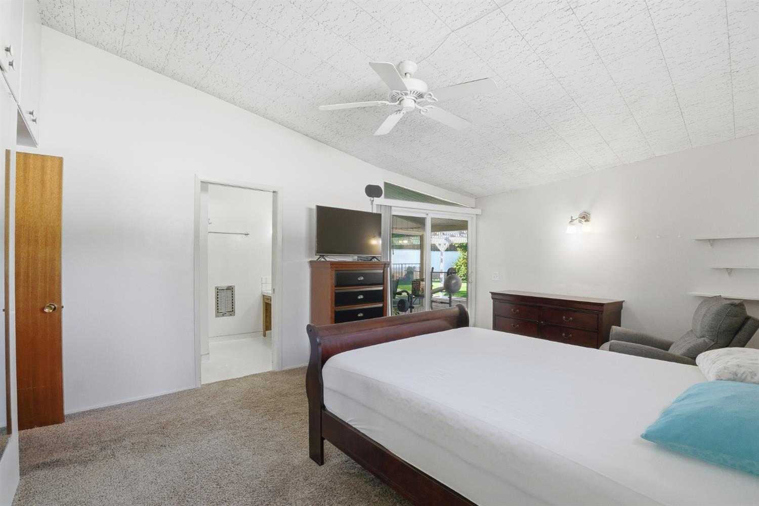 5208 Greenbrier Ave, Bakersfield, CA 93306