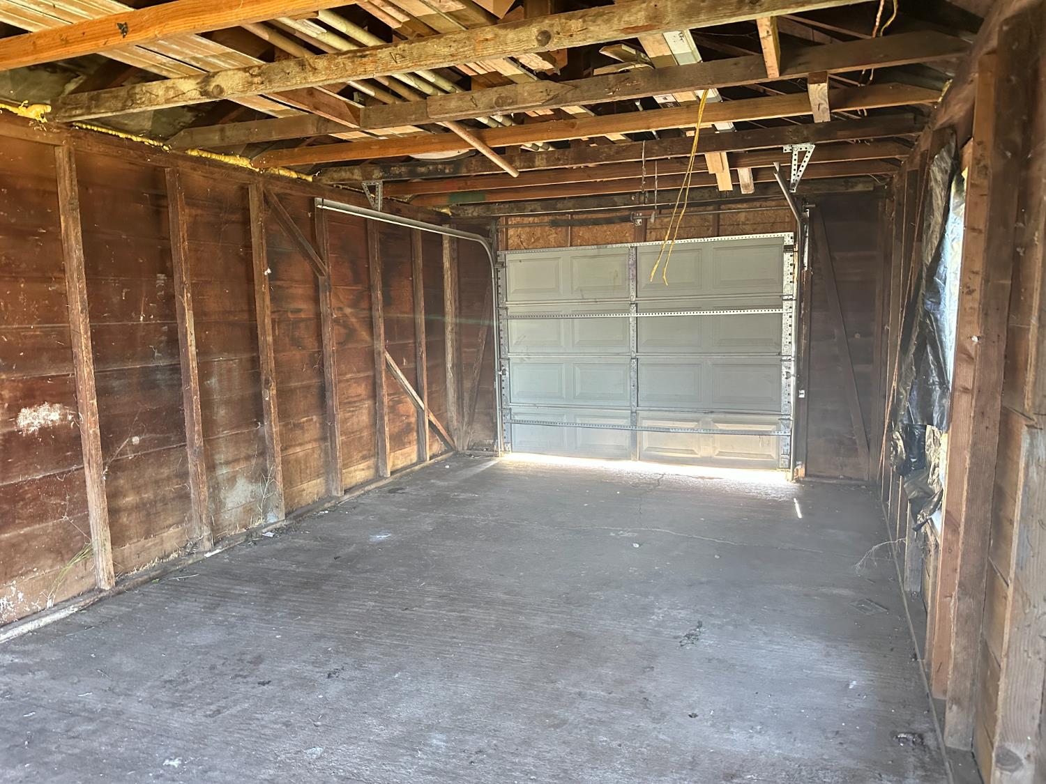 325 S 7th St, Chowchilla, CA 93610