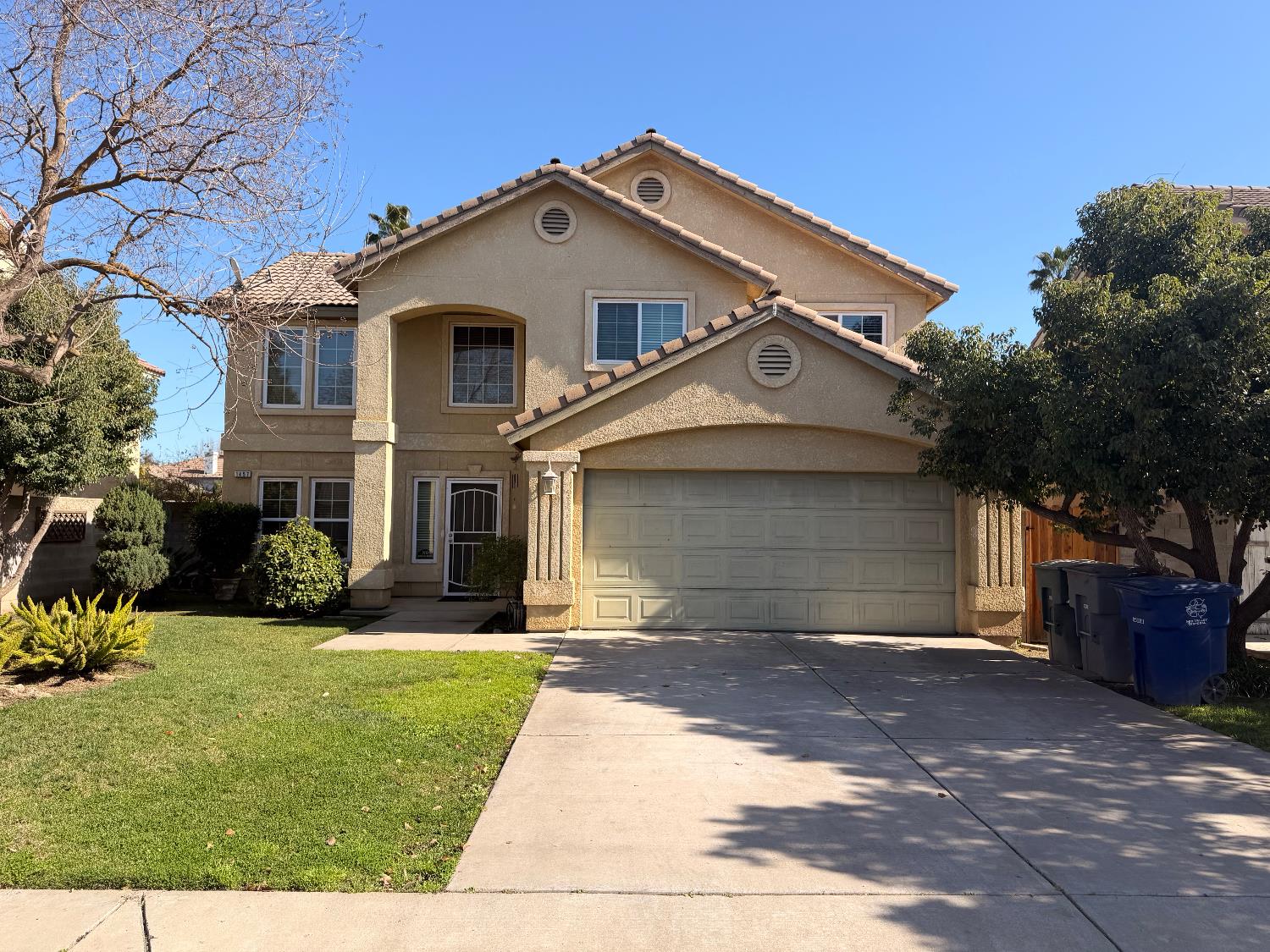 1457 Deborah Ln, Madera, CA 93637