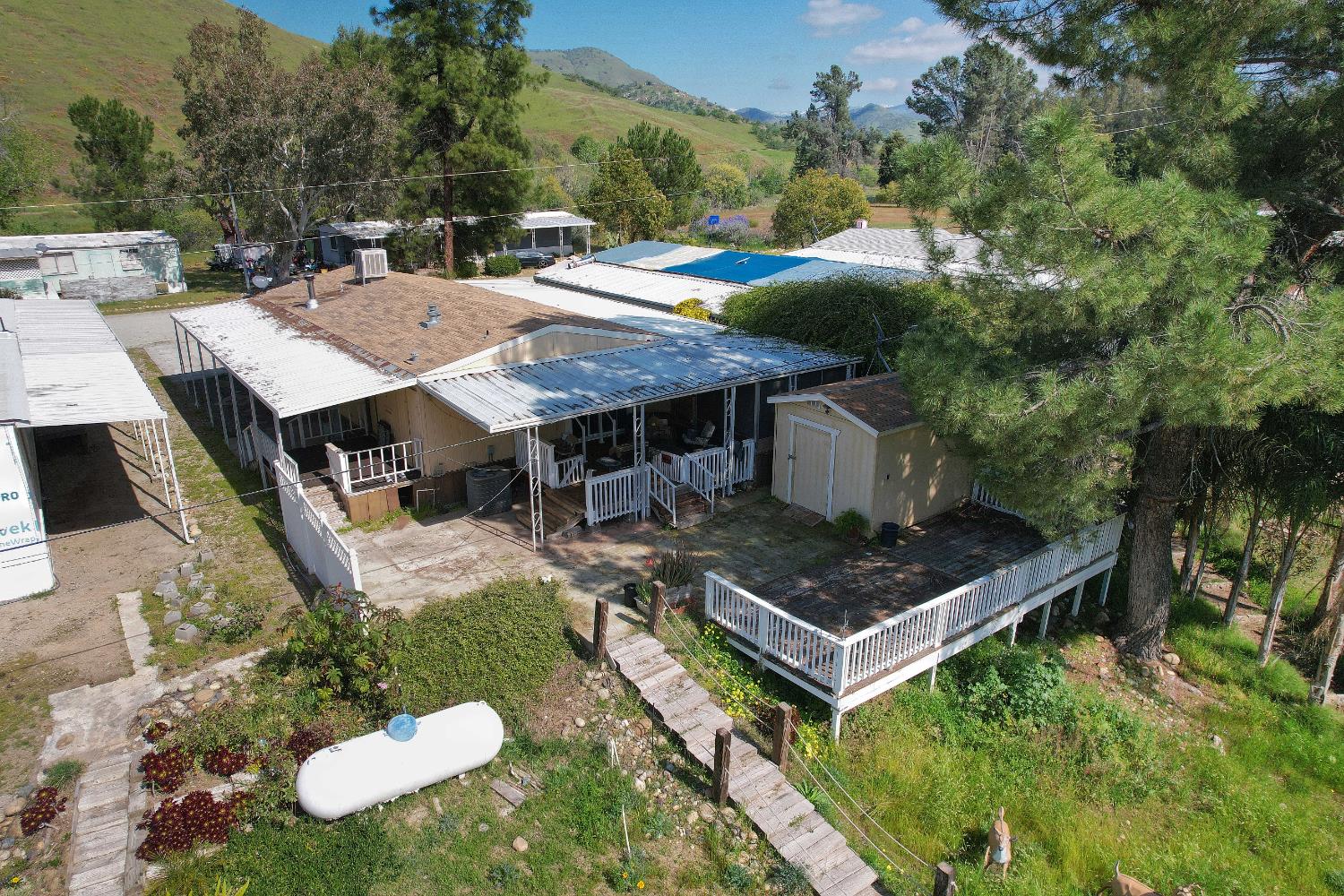 25433 Trimmer Springs #4, Sanger, CA 93657