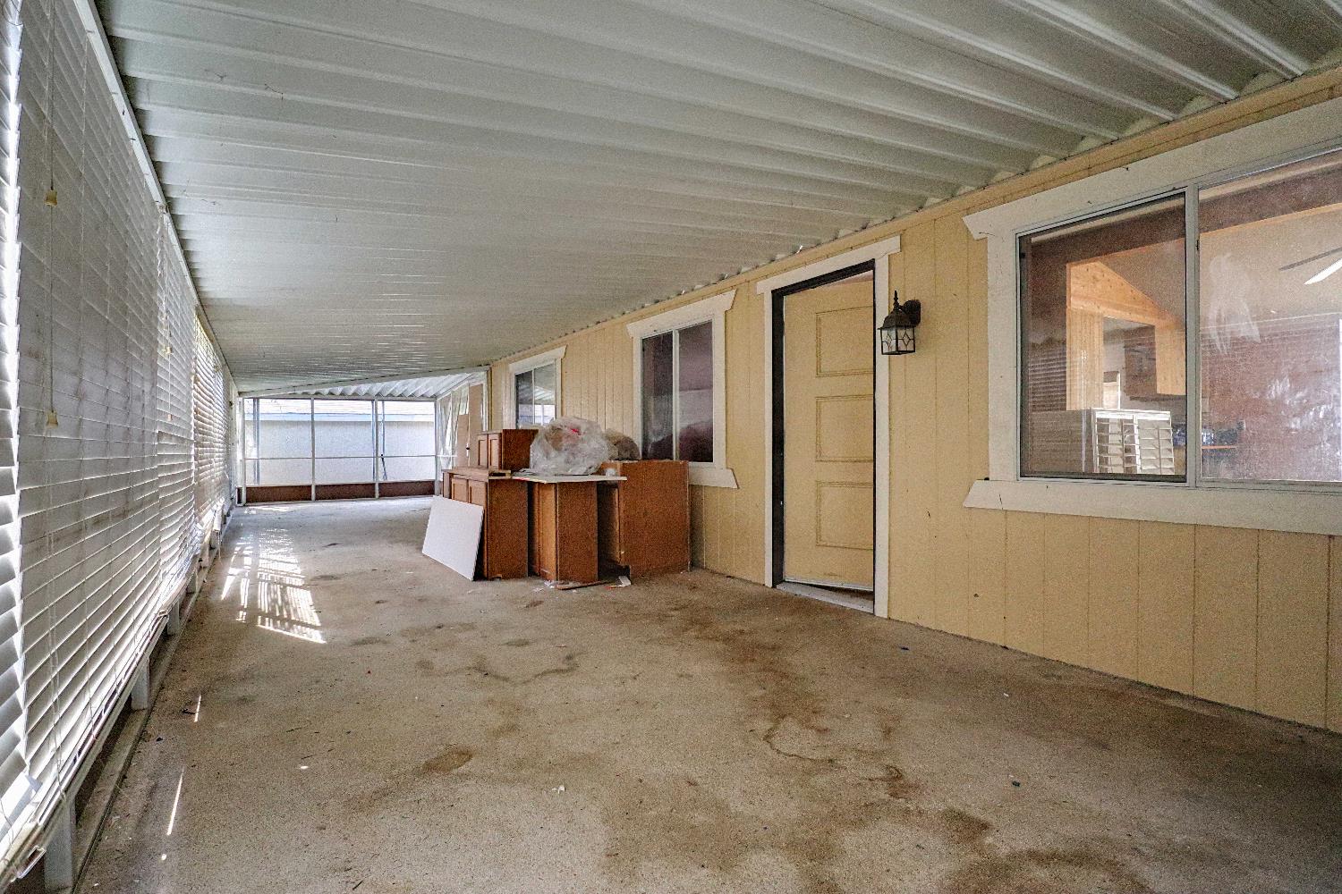 25433 Trimmer Springs #4, Sanger, CA 93657