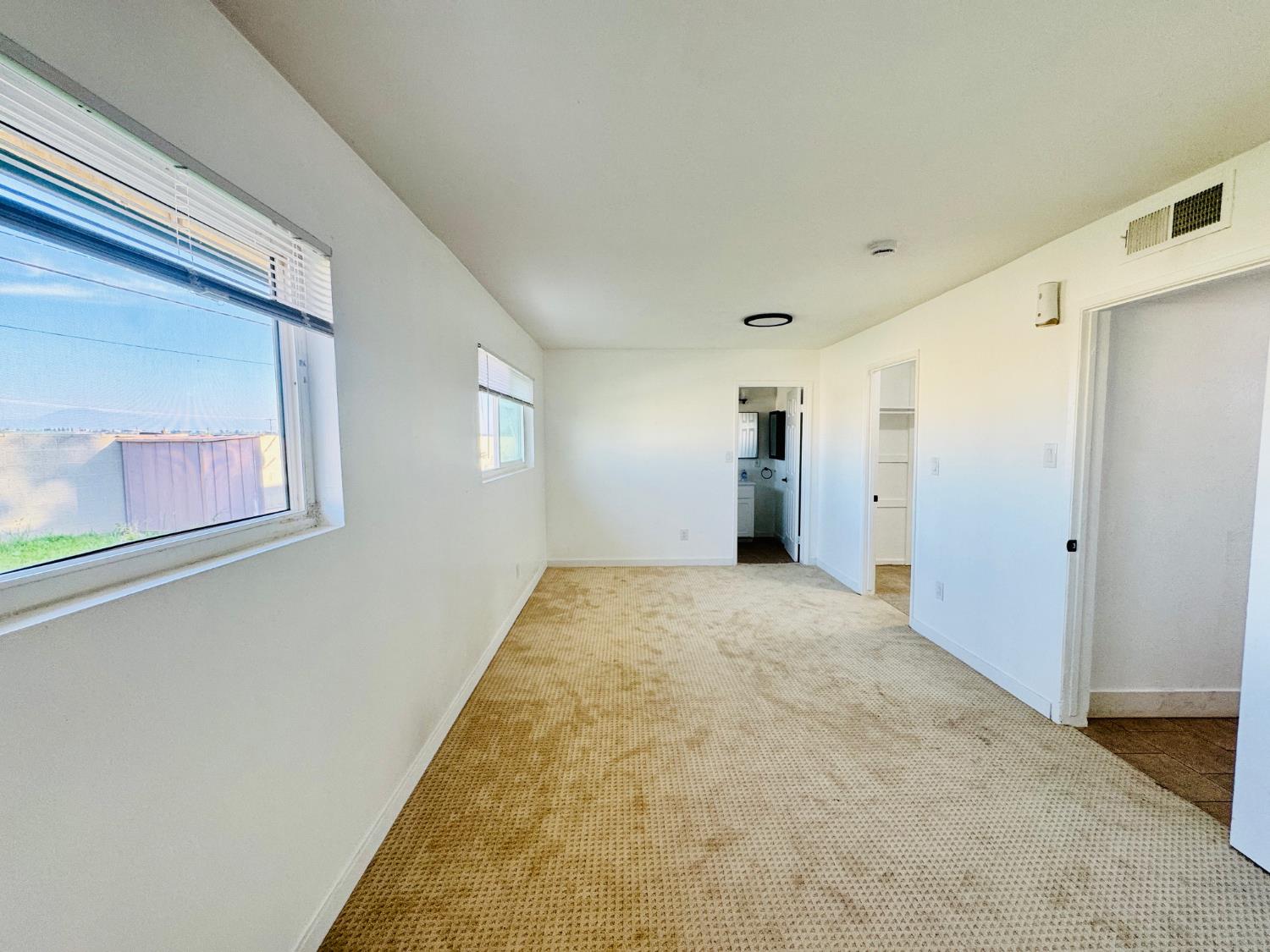 1031 Elizabeth Ct, Bakersfield, CA 93308