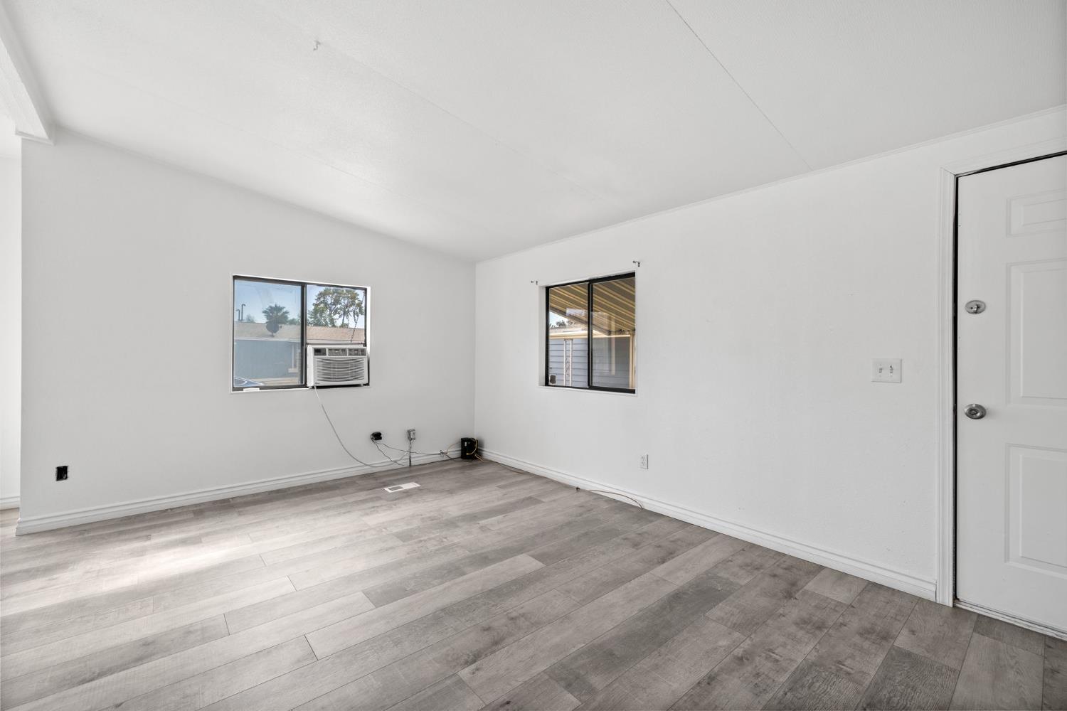 8300 Kern Canyon #156, Bakersfield, CA 93306