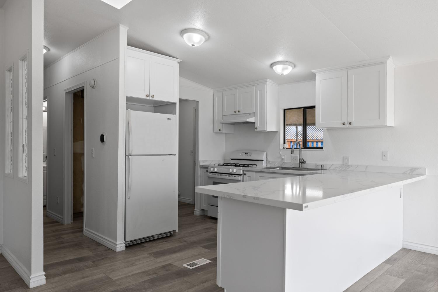 8300 Kern Canyon #156, Bakersfield, CA 93306