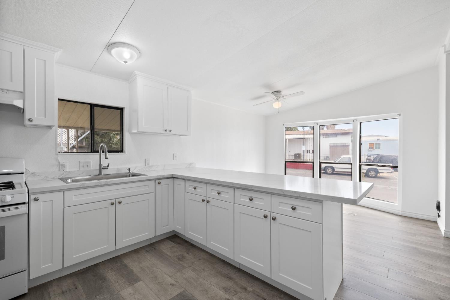 8300 Kern Canyon #156, Bakersfield, CA 93306