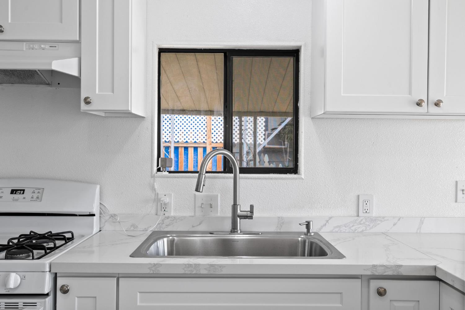 8300 Kern Canyon #156, Bakersfield, CA 93306