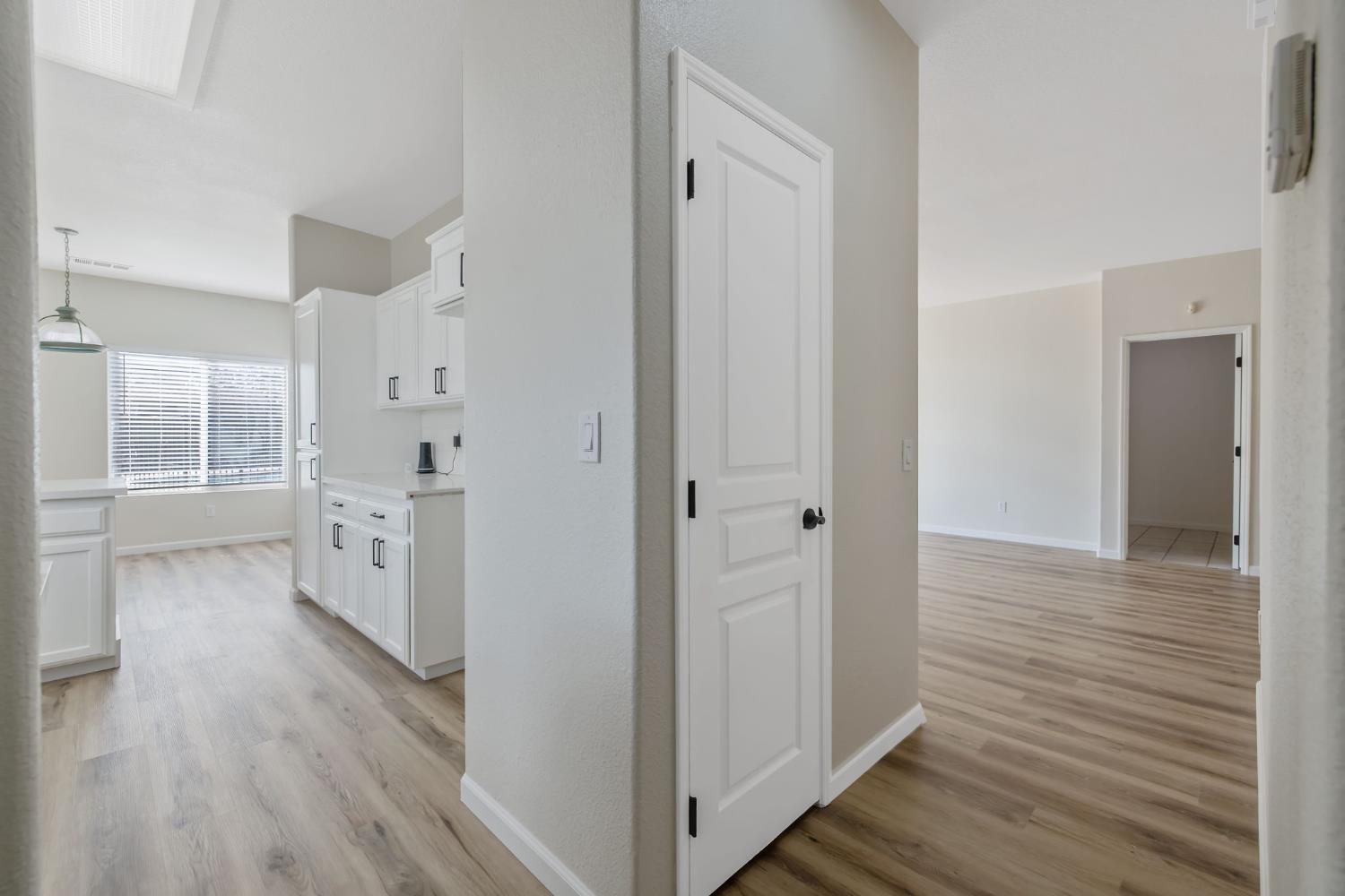 1159 Syrah Ct, Tulare, CA 93274