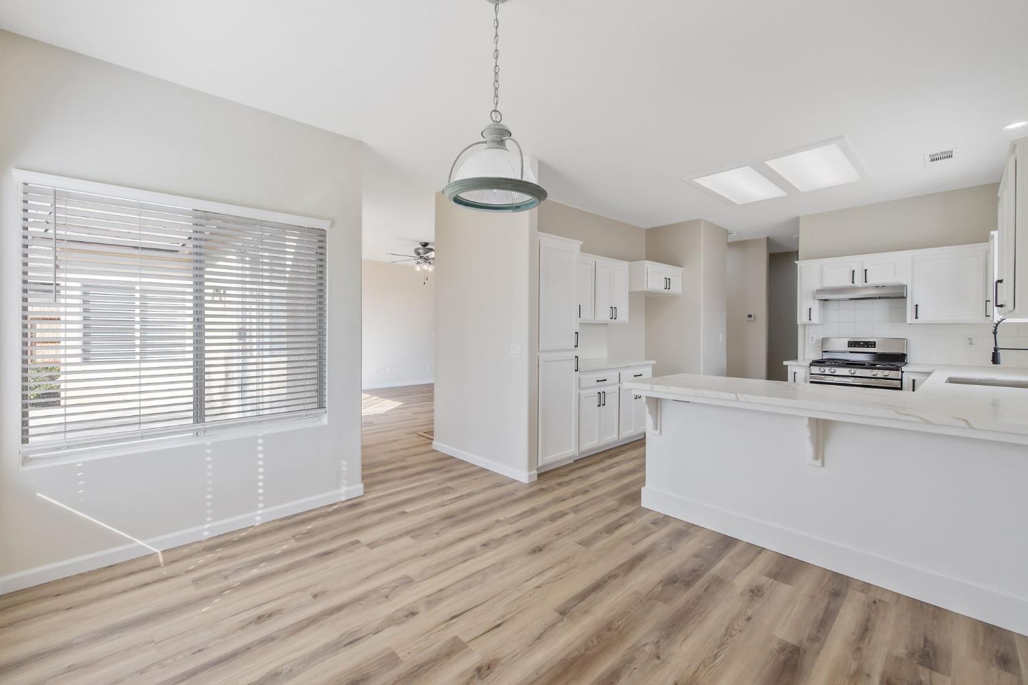 1159 Syrah Ct, Tulare, CA 93274