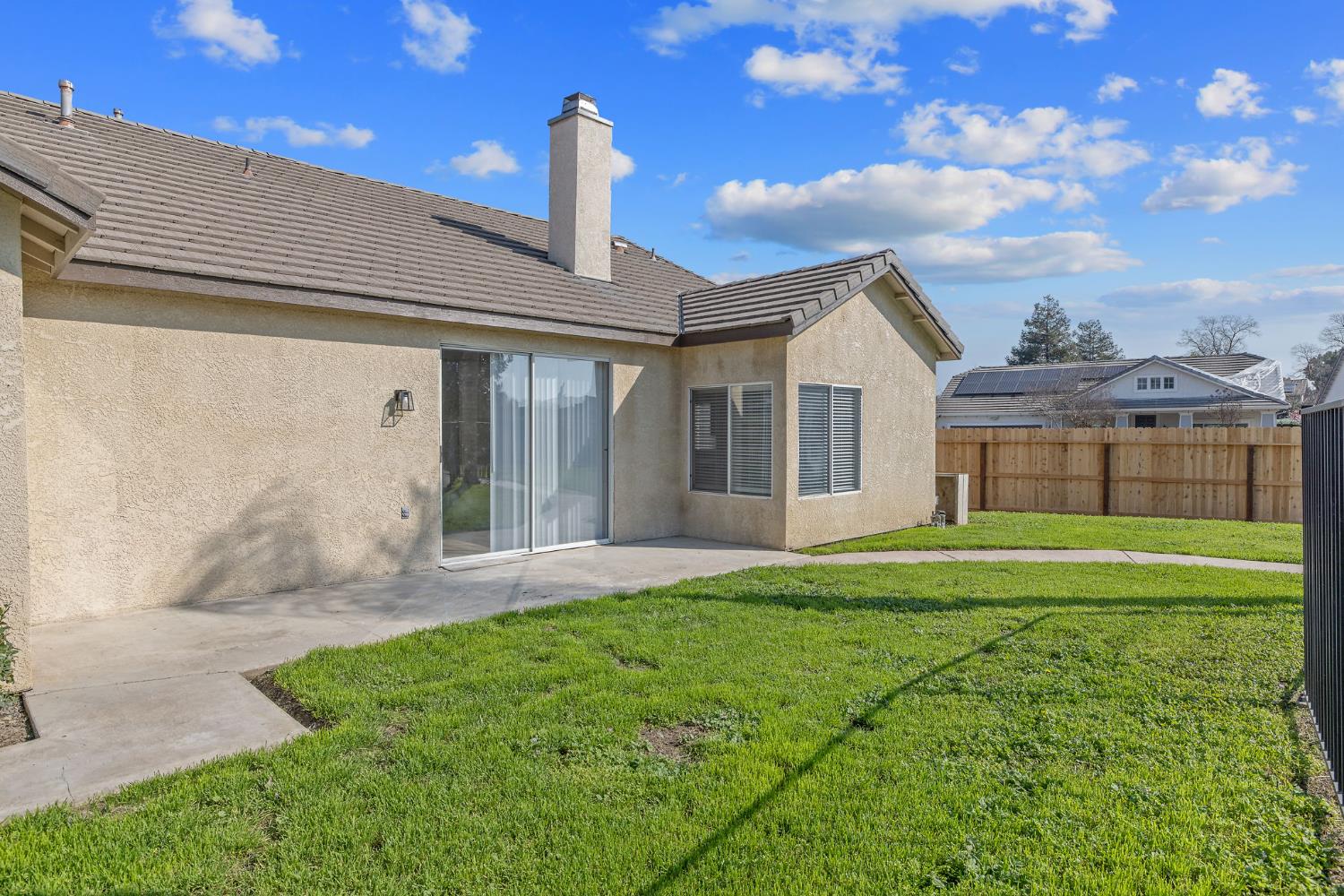 1159 Syrah Ct, Tulare, CA 93274