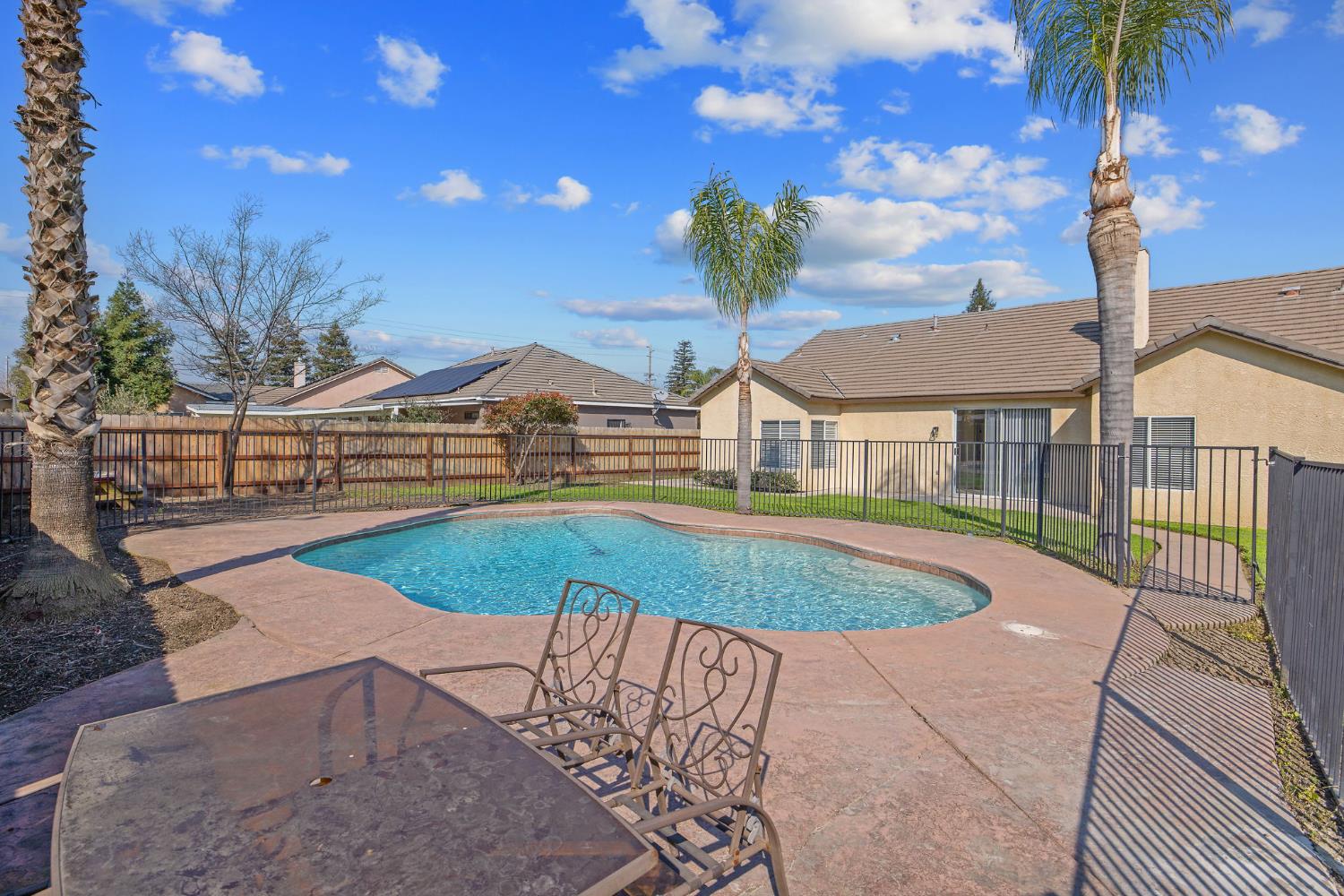 1159 Syrah Ct, Tulare, CA 93274