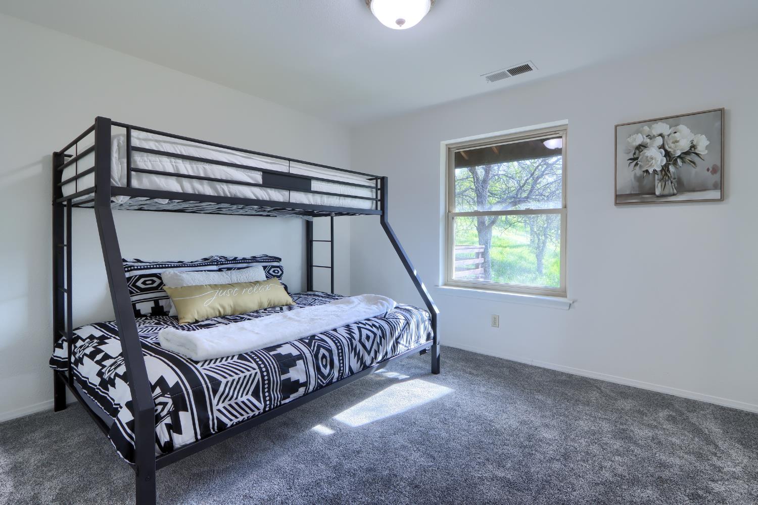 41345 Lilley Mountain Dr, Coarsegold, CA 93614