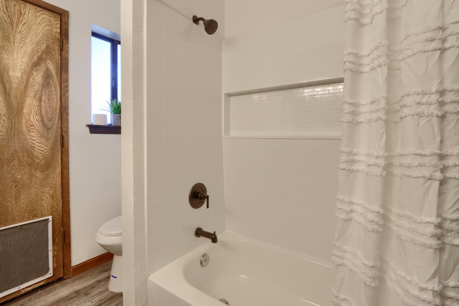 41345 Lilley Mountain Dr, Coarsegold, CA 93614