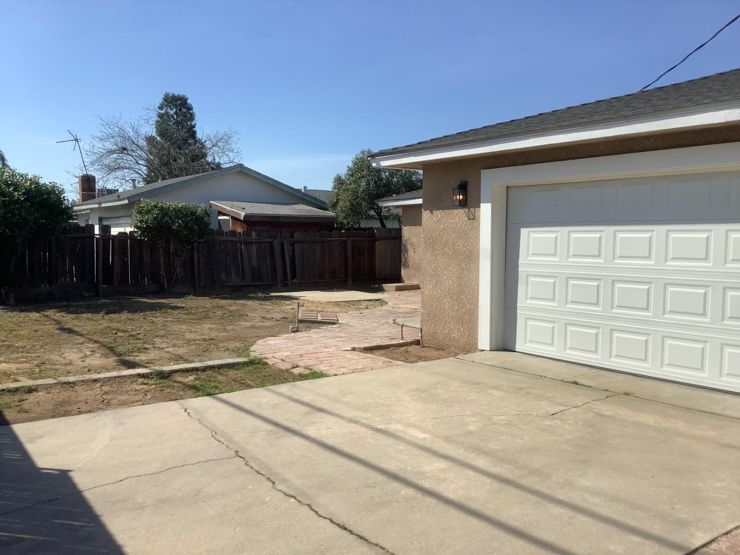 2952 E Gettysburg Ave, Fresno, CA 93726