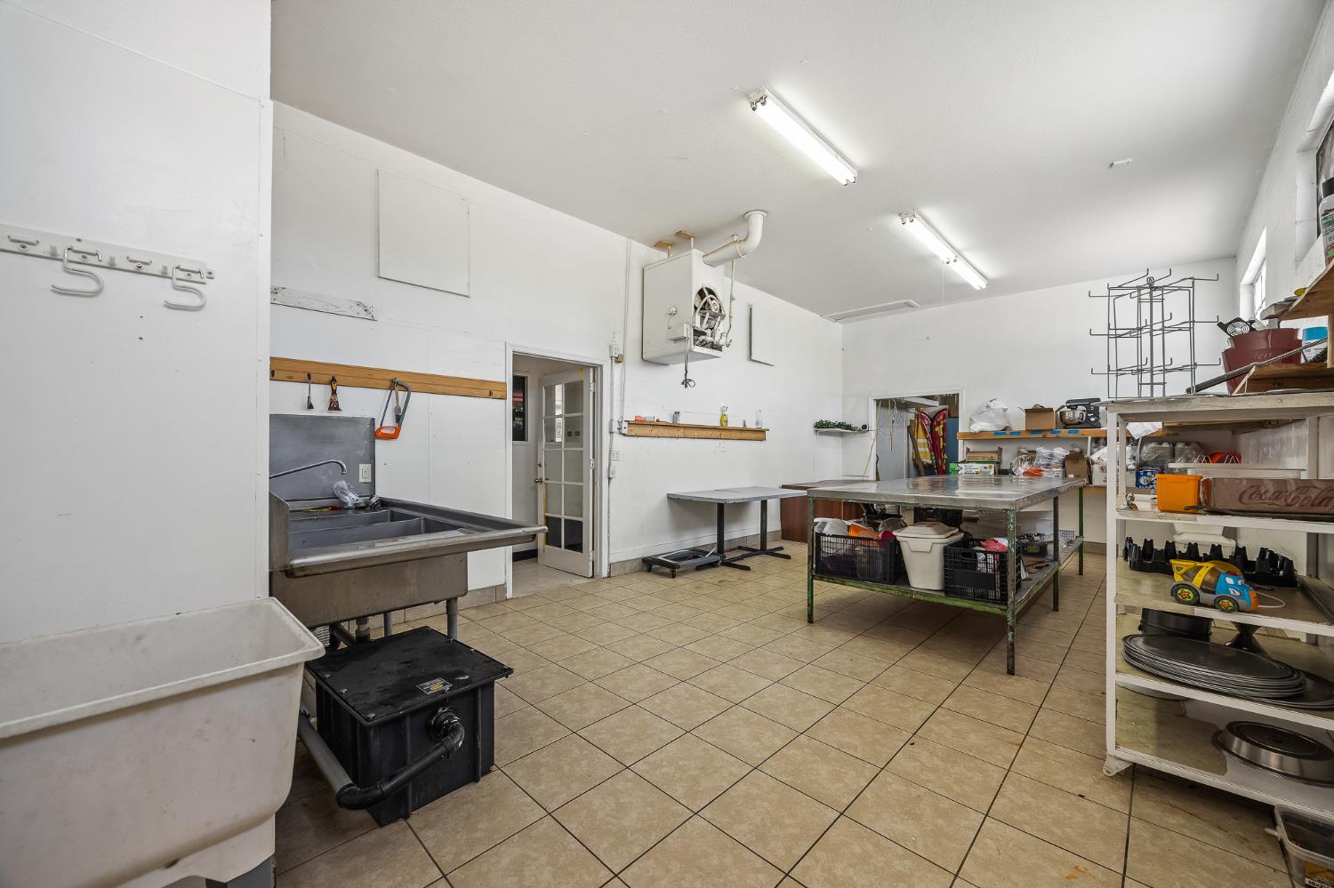 33027 Road 159, Ivanhoe, CA 93235