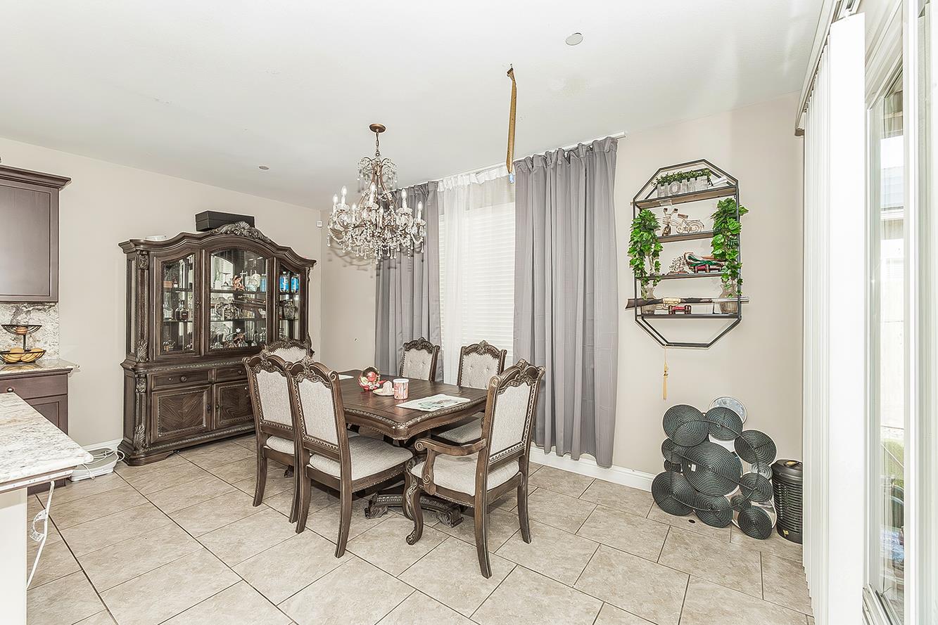 6326 W Donner Ave, Fresno, CA 93723