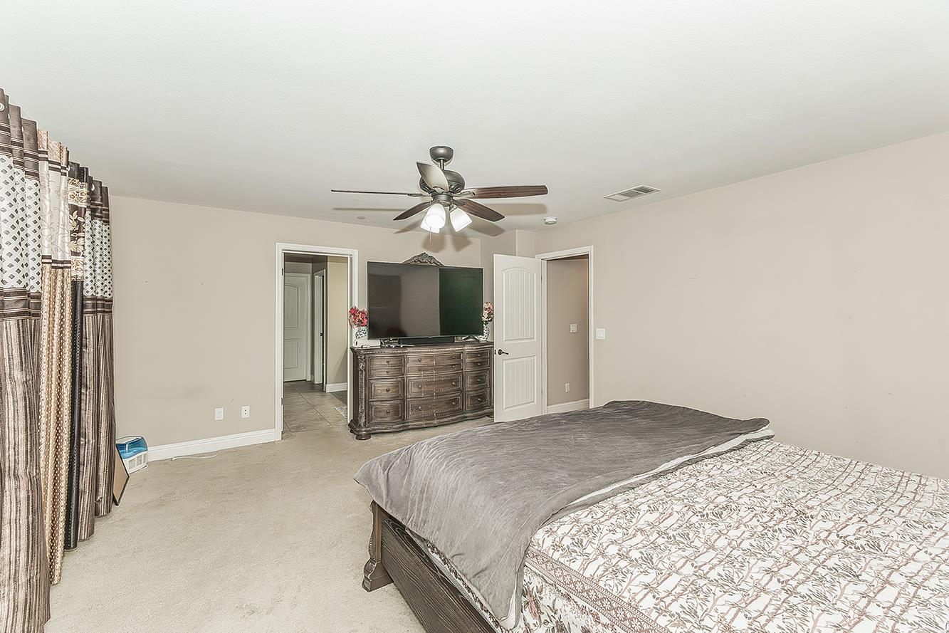 6326 W Donner Ave, Fresno, CA 93723